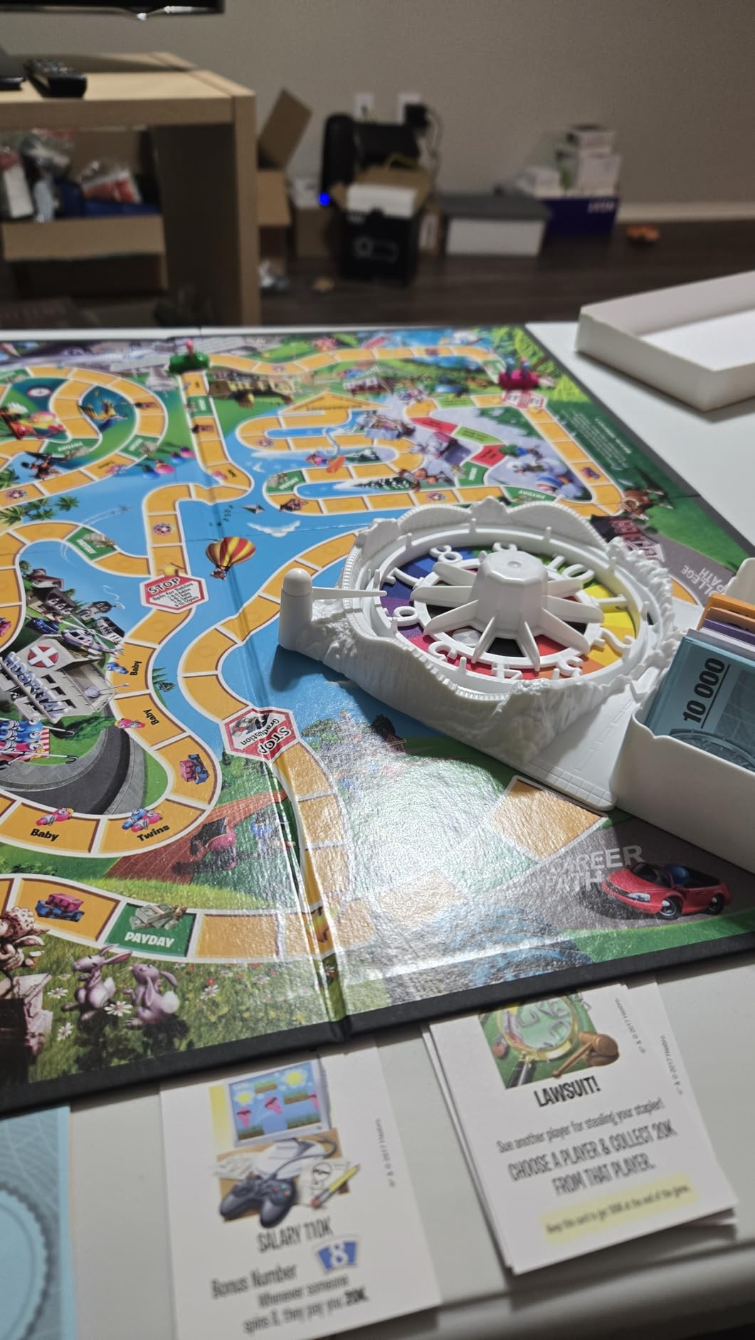 Hasbro Gaming The Game of Life Board Game, Family Games for Kids Ages 8+, Includes 31 Careers, Family Board Games for 2-4 Players, (Amazon Exclusive) customer photo 2