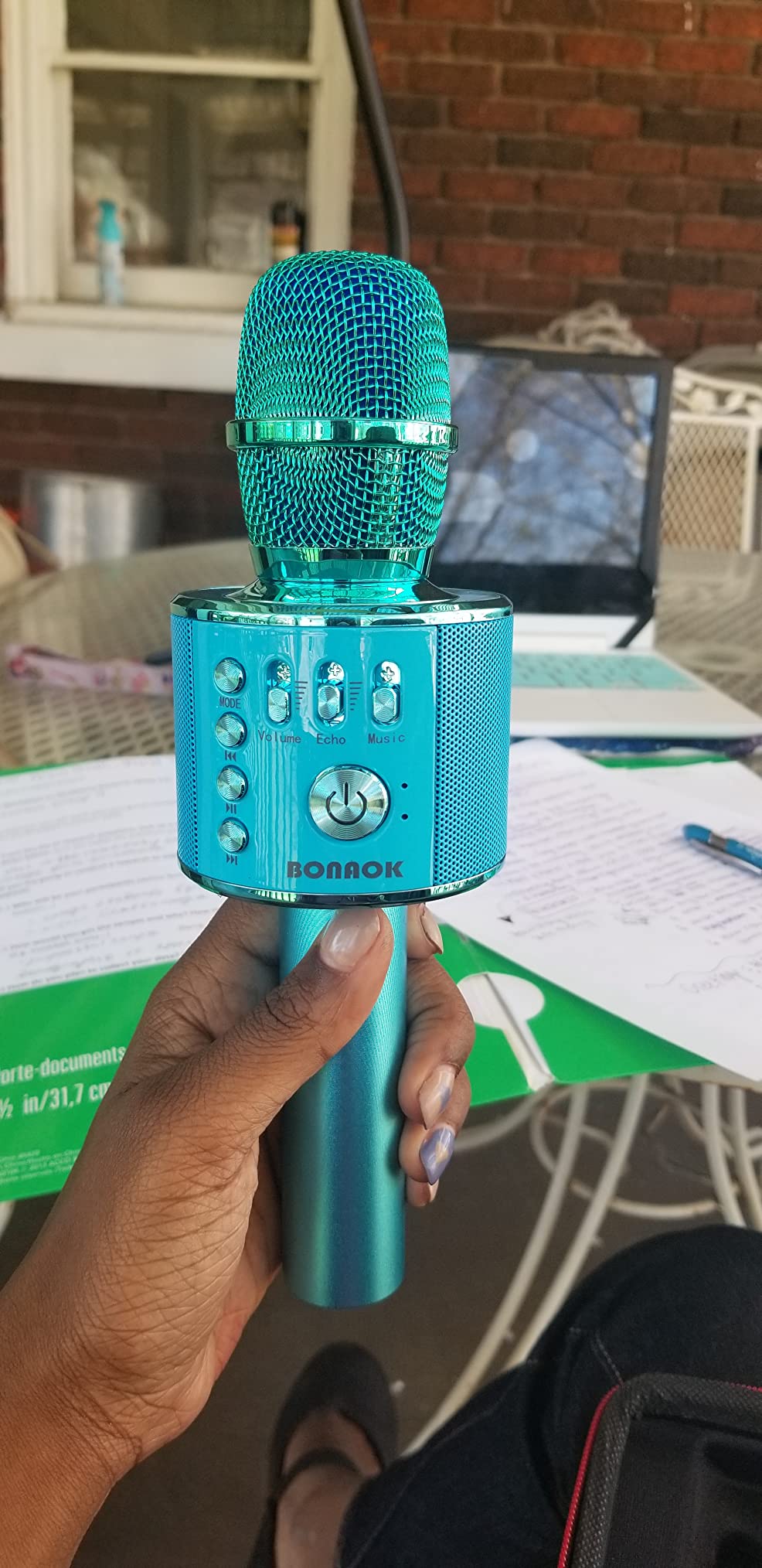 BONAOK Wireless Bluetooth Karaoke Microphone, 3-in-1 Portable Handheld Karaoke Mic Speaker Machine (Q37 Rose Gold) customer photo 2