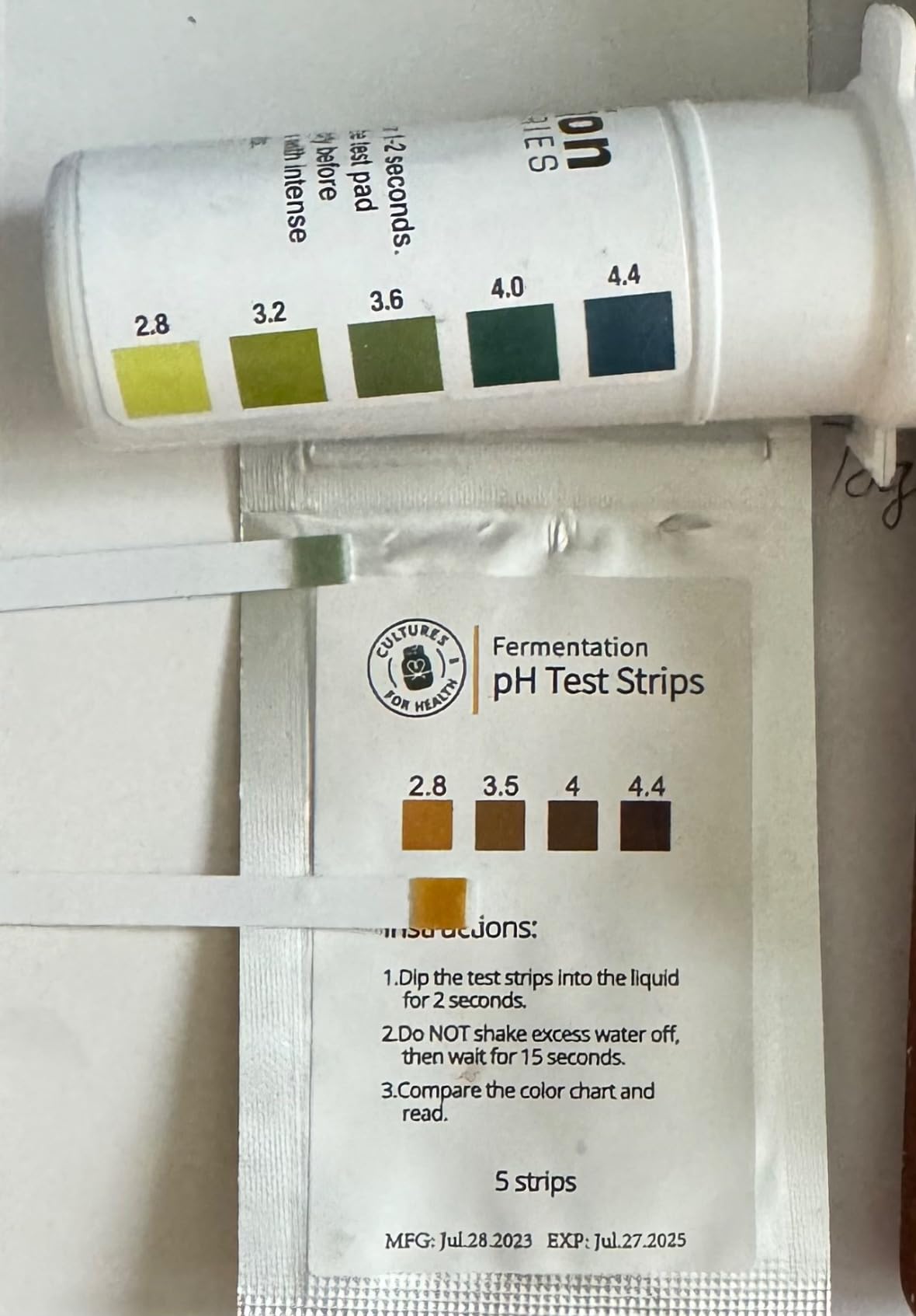 hBARSCI pH Test Strips for Wine Making, 2.8 to 4.4 Range, 100 Strips customer photo 1