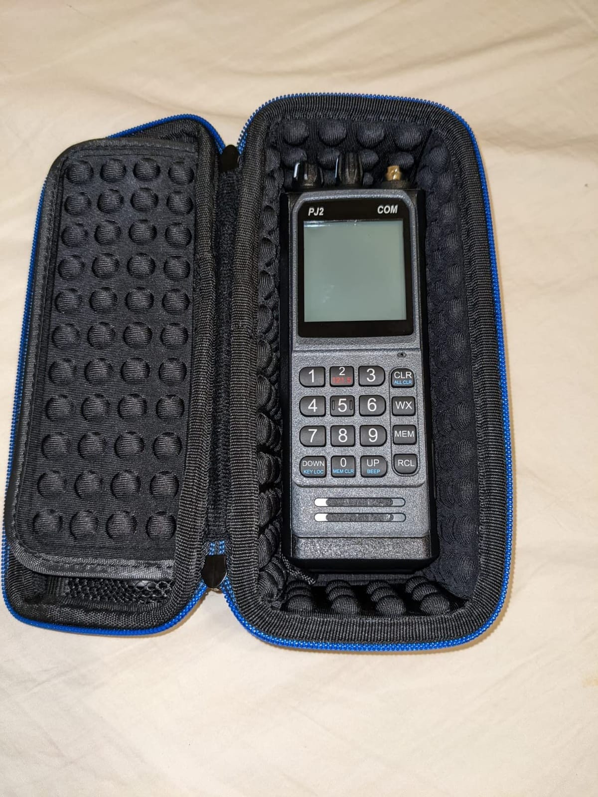 CASEMATIX Radio Carry Case Compatible with Motorola Cobra Midland Uniden Two Way Radios CB Radios & Walkie Talkies – Hard Shell Travel Case, Antennae Must Be Removed, Fits Radios Up to 7