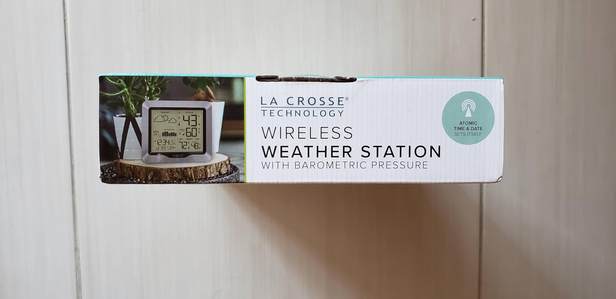308-1417 Wireless Barometric Pressure Weather Station with WWVB Time, 330ft | Advanced Forecast customer photo 1