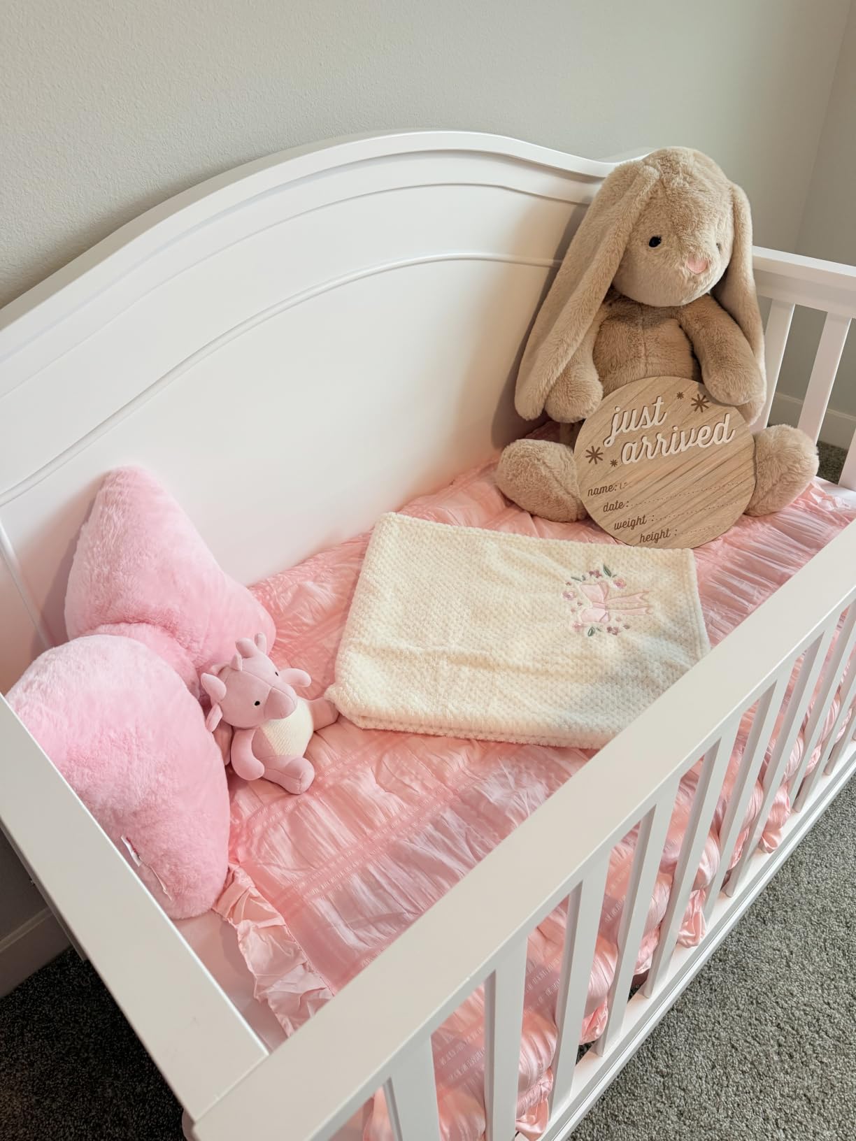 DaVinci Charlie 4-in-1 Convertible Crib, GREENGUARD Certified, White customer photo 2