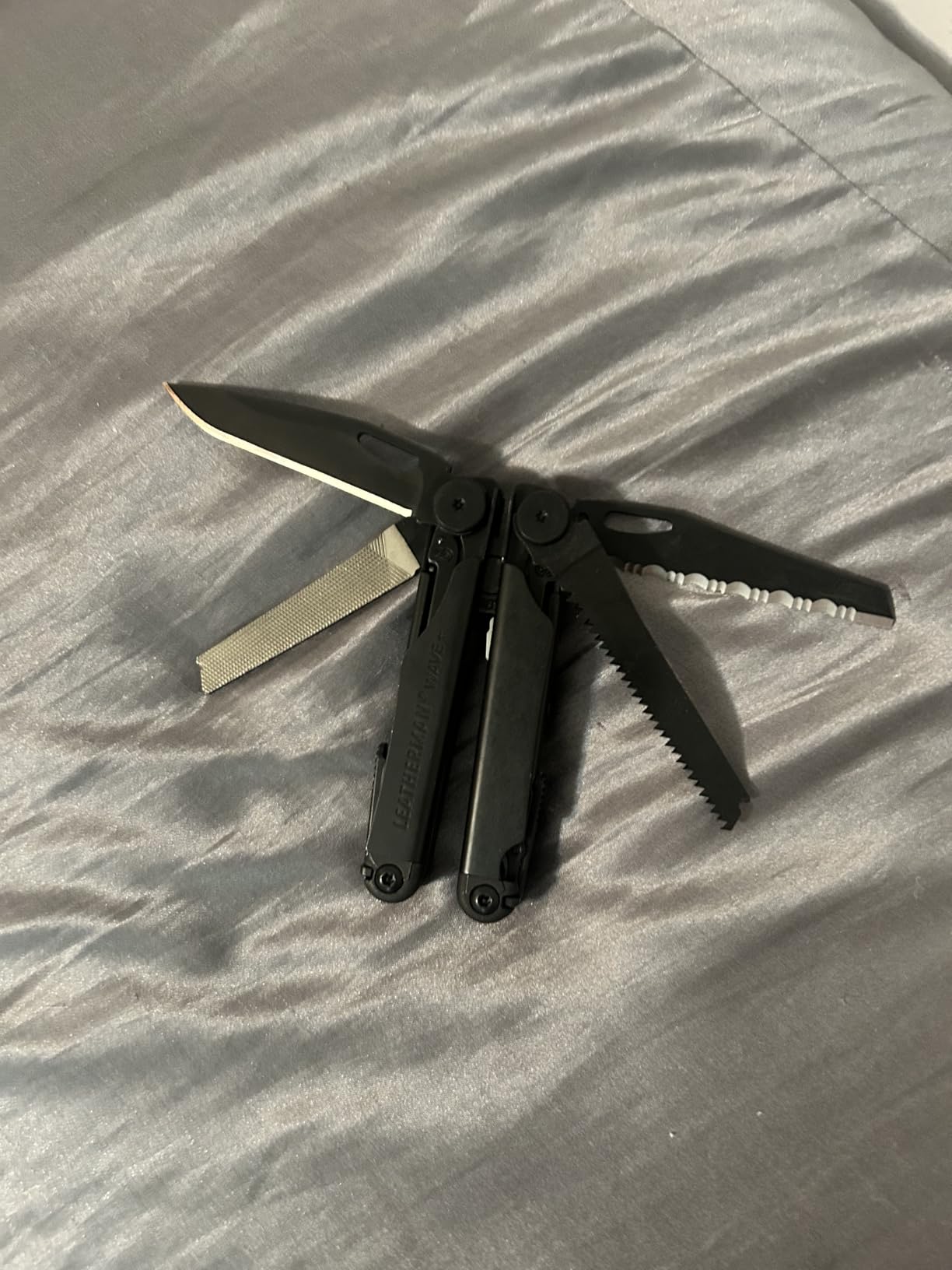 LEATHERMAN Wave Plus 18-in-1 Multi-Tool, DIY and Outdoors, Black customer photo 1