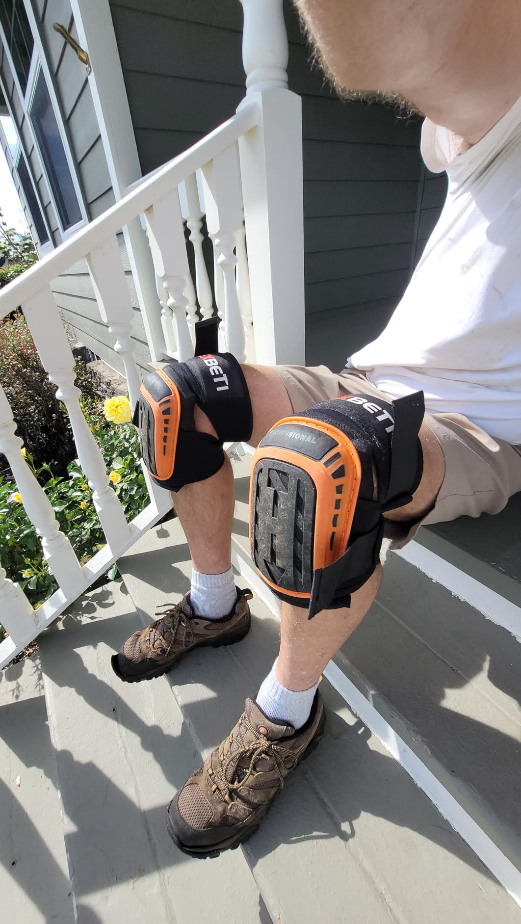 REXBETI Knee Pads for Men, Anti-slip Construction Gel Knee Pads for Work | Heavy Duty Cap, Comfort Thick Gel Foam Pad, Stay Put Strong Stretchable Straps, For Construction Gardening Flooring Cleaning customer photo 1