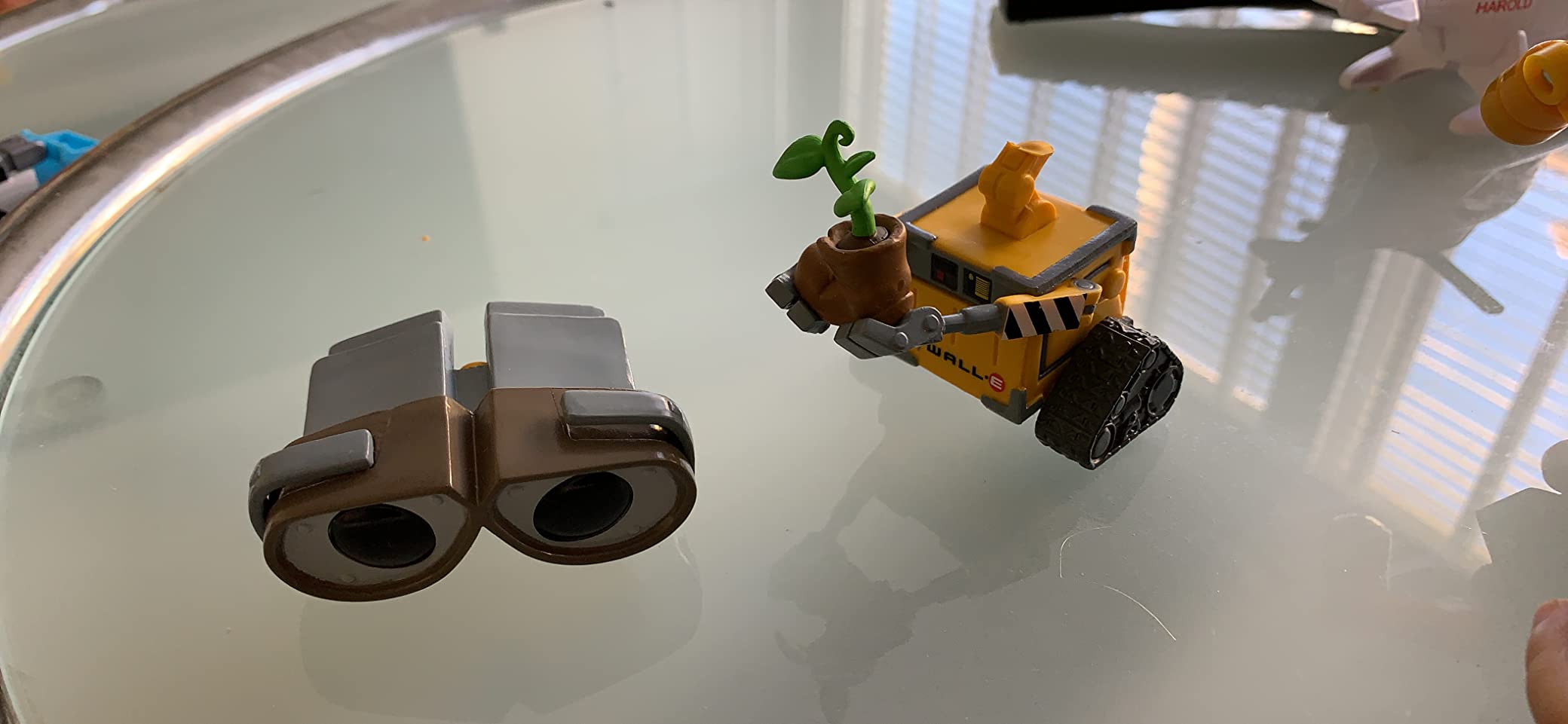 Funko Pop Disney: Earth Day Wall-E Collectible Figure, Multicolor customer photo 1