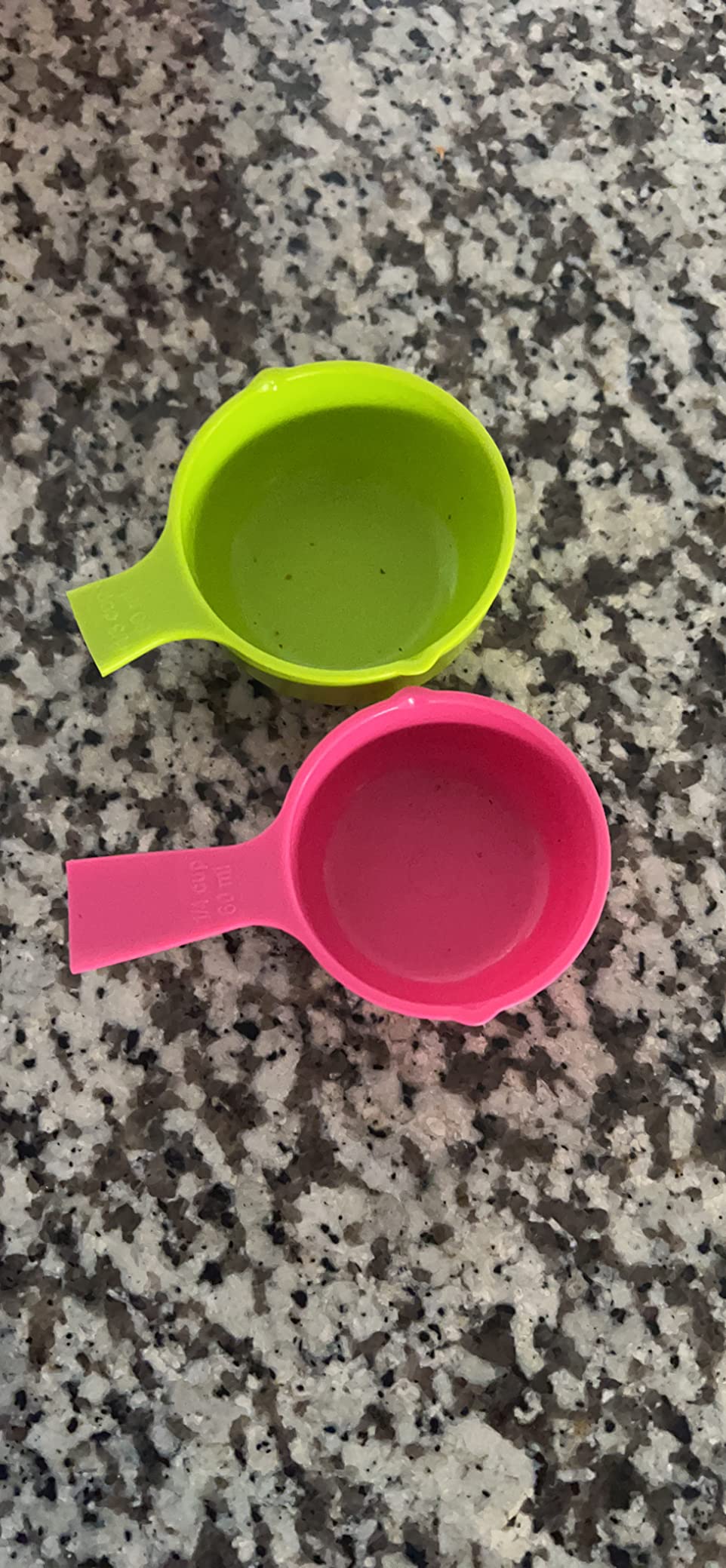 Rypet Dog Food Scoop Set of 4 - Plastic Measuring Cups for Dog, Cat and Bird Food (Random Color) customer photo 1
