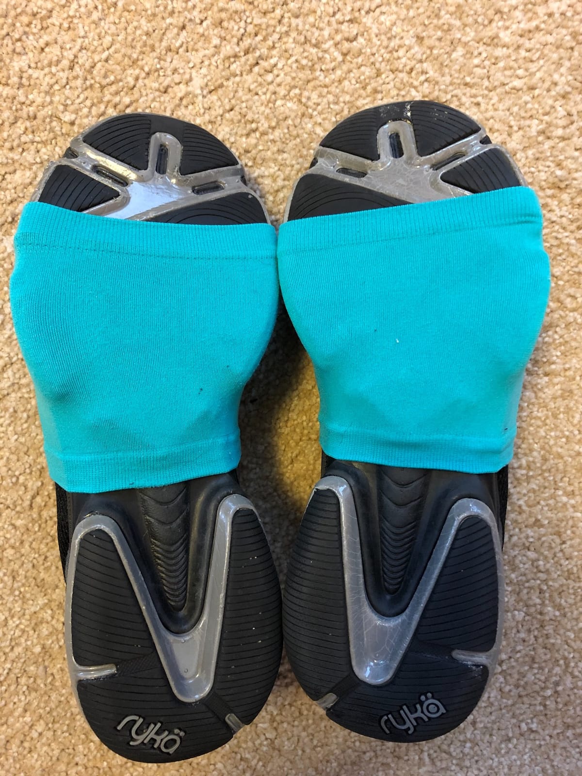 THE DANCESOCKS Made in USA Original Over Sneaker Socks for Dance on Smooth Floors (4 pair) customer photo 2