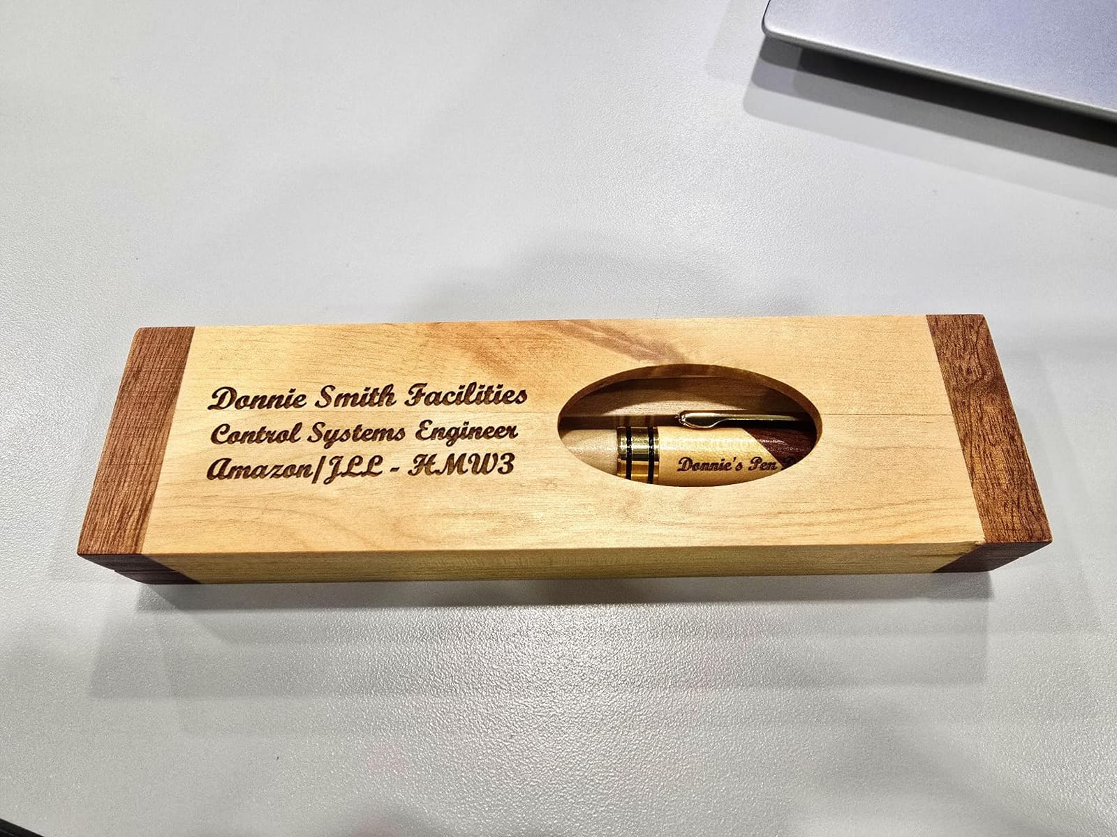 Executive Gift Shoppe | Personalized Custom Wood Pen Set with Maple and Rosewood Finish Box customer photo 1