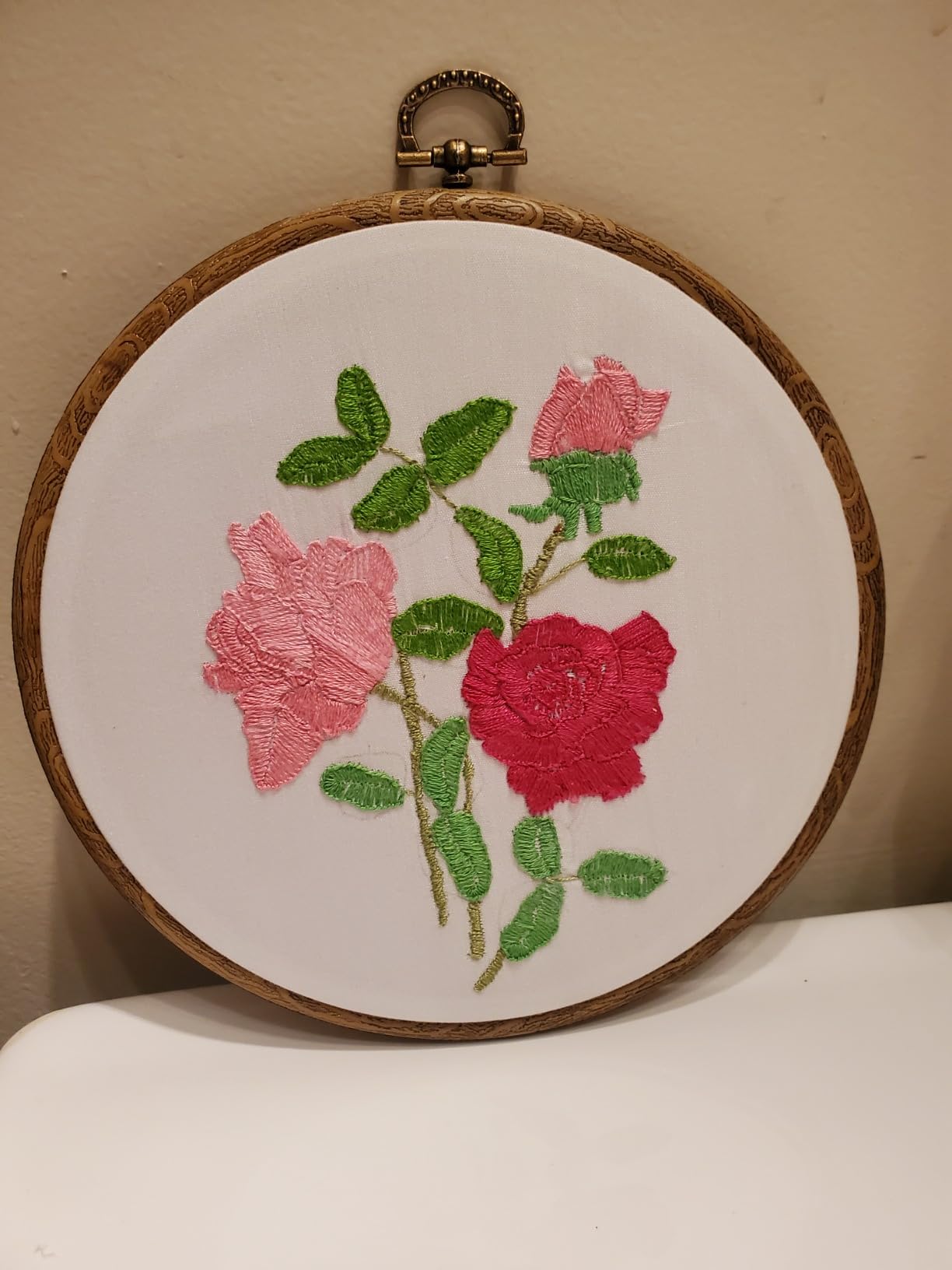 joybest 4 Pcs Embroidery Hoops Set Cross Stitch Hoop Ring Imitated Wood Display Frame-Circle and Oval Hand Embroidery Kits for Art Craft Sewing (Imitated Wood) customer photo 2