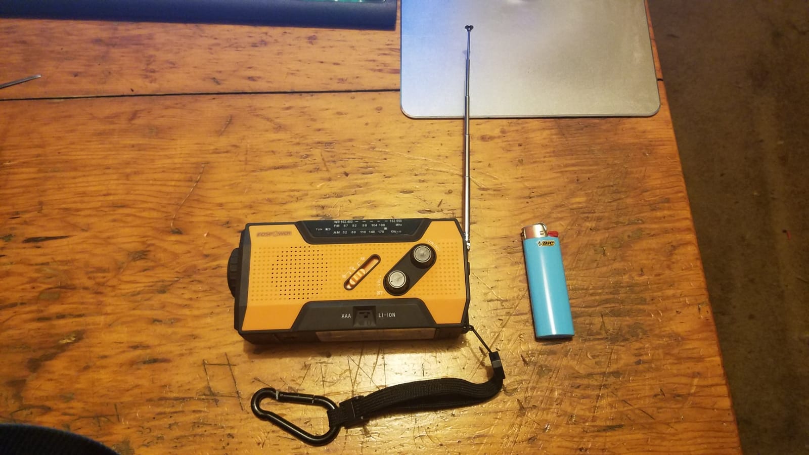 FosPower NOAA Emergency Weather Radio A1 7400mWh Solar Hand Crank (Orange) customer photo 2