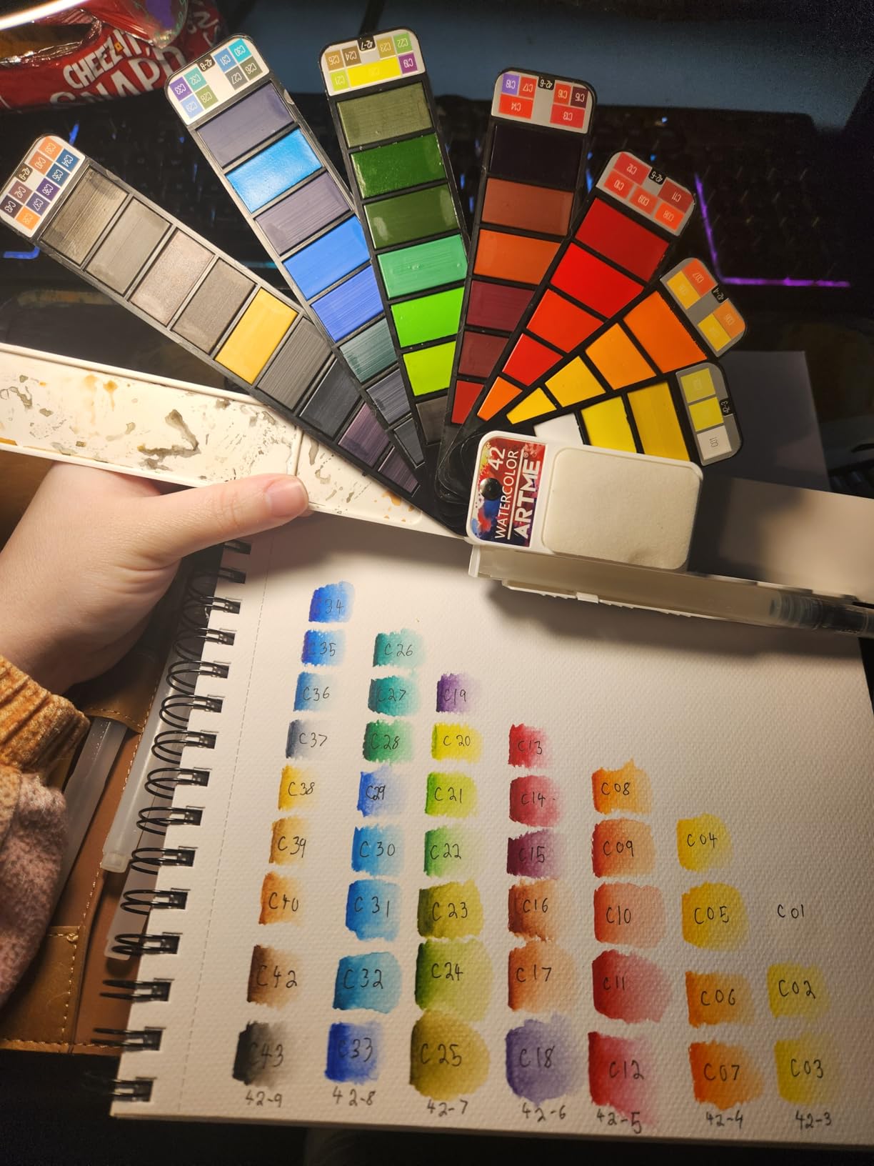 Watercolor Paint set – 42 Assorted Colors with 3 Brushes – Perfect Foldable Watercolor Field Sketch Set for Outdoor Painting –Travel Pocket Watercolor Kit customer photo 1
