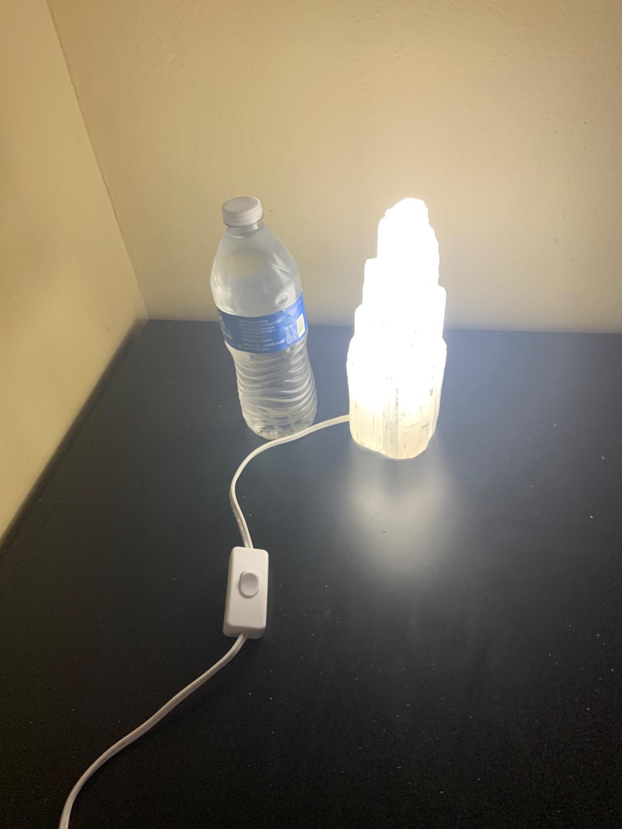 AMOYSTONE White Selenite Electric Lamp Natural Gemstones Crystals Light 3-4 lbs with Cord and Led Bulb Cylindrical 7