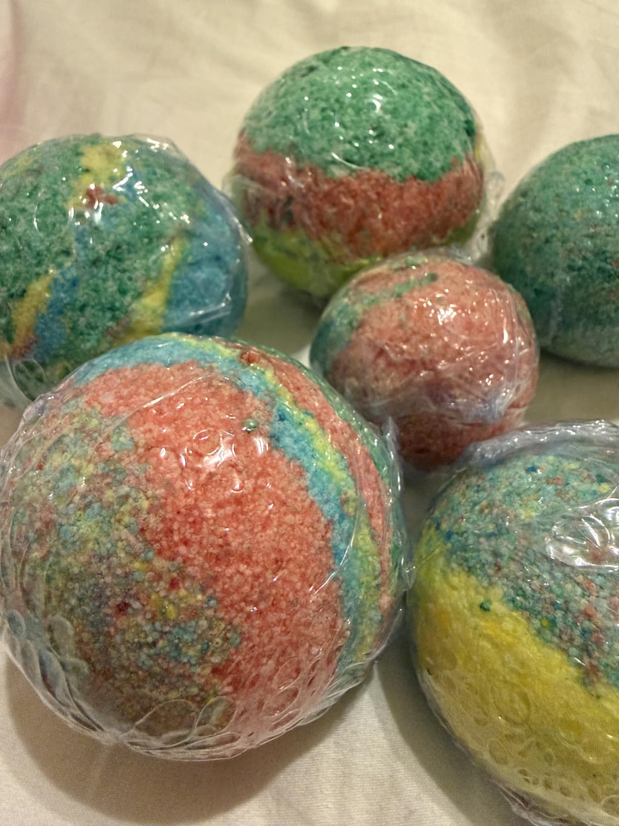 Bath Bomb Mold Kit 12 Pieces with 12 Soap Colorant, Shrink Wrap Bags - Liquid Food Grade Skin Safe Bath Bomb Dye for Making DIY Bath Bombs Supplies, Soap Coloring, Crafting Fizzles - with Instructions customer photo 1