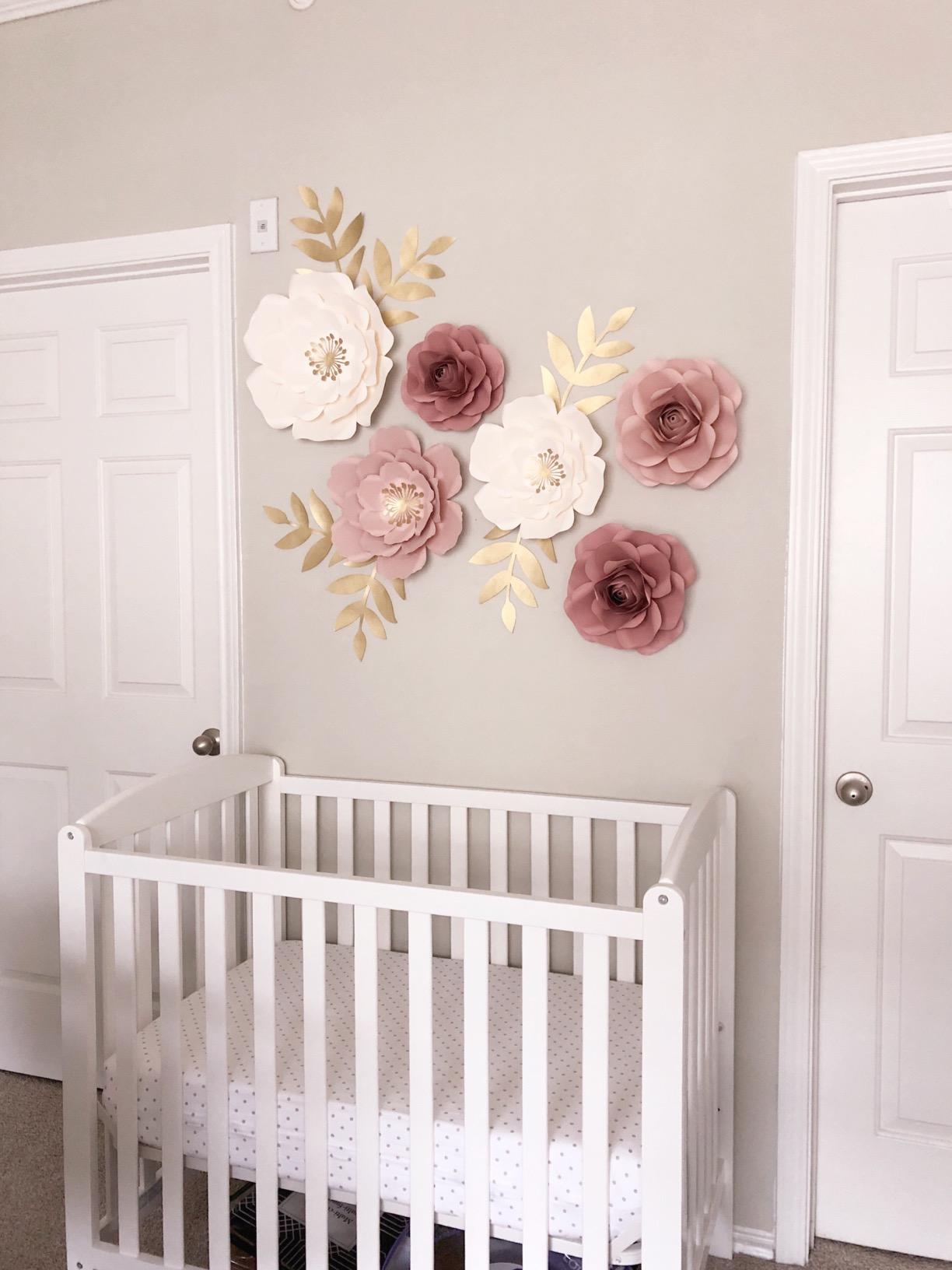 Delta Children Emery Mini Convertible Baby Crib with 2.75-inch Mattress, Bianca White customer photo 2