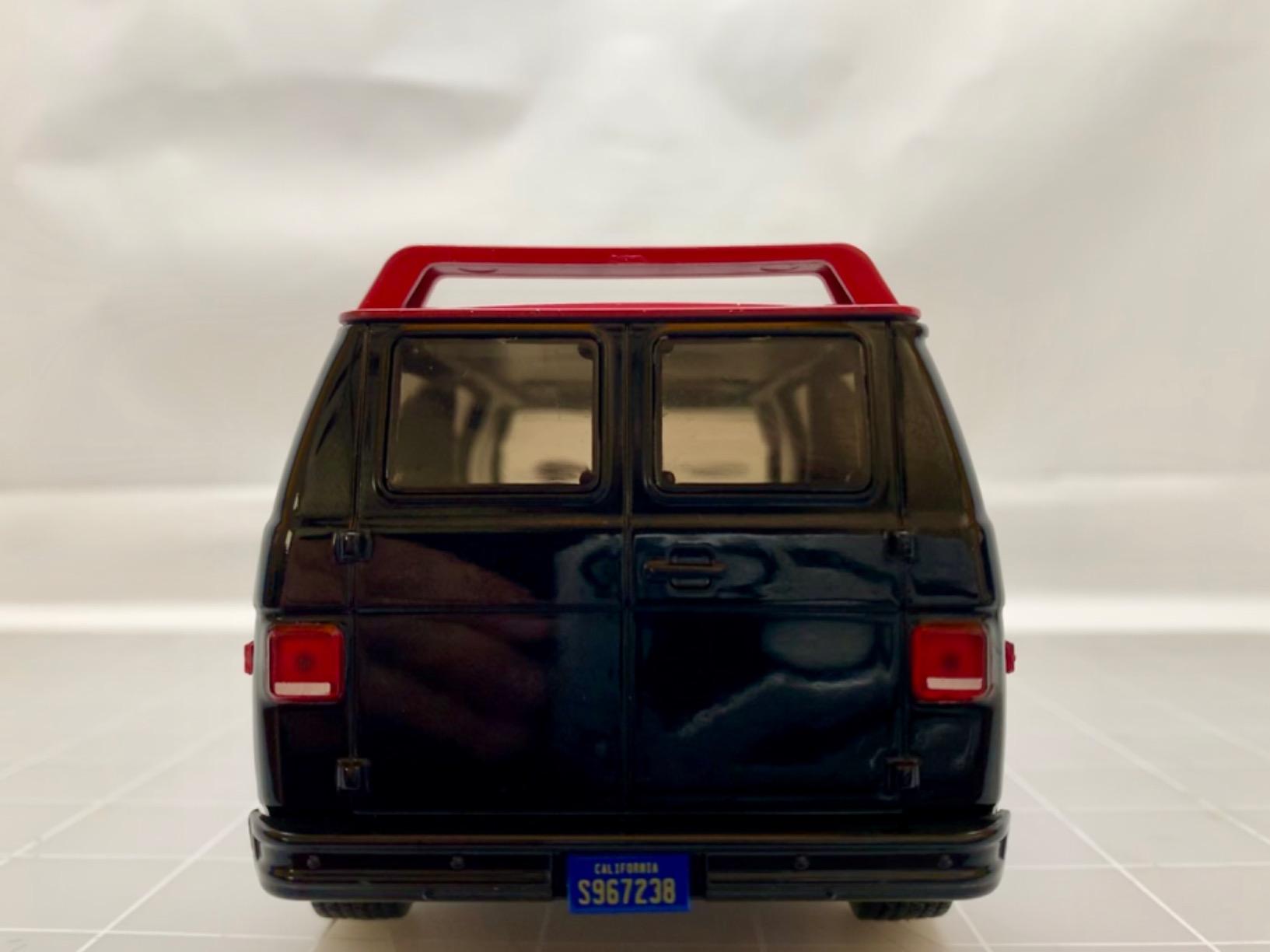 Greenlight 1:24 Hollywood - The A-Team - 1983 GMC Vandura,colors may vary customer photo 1