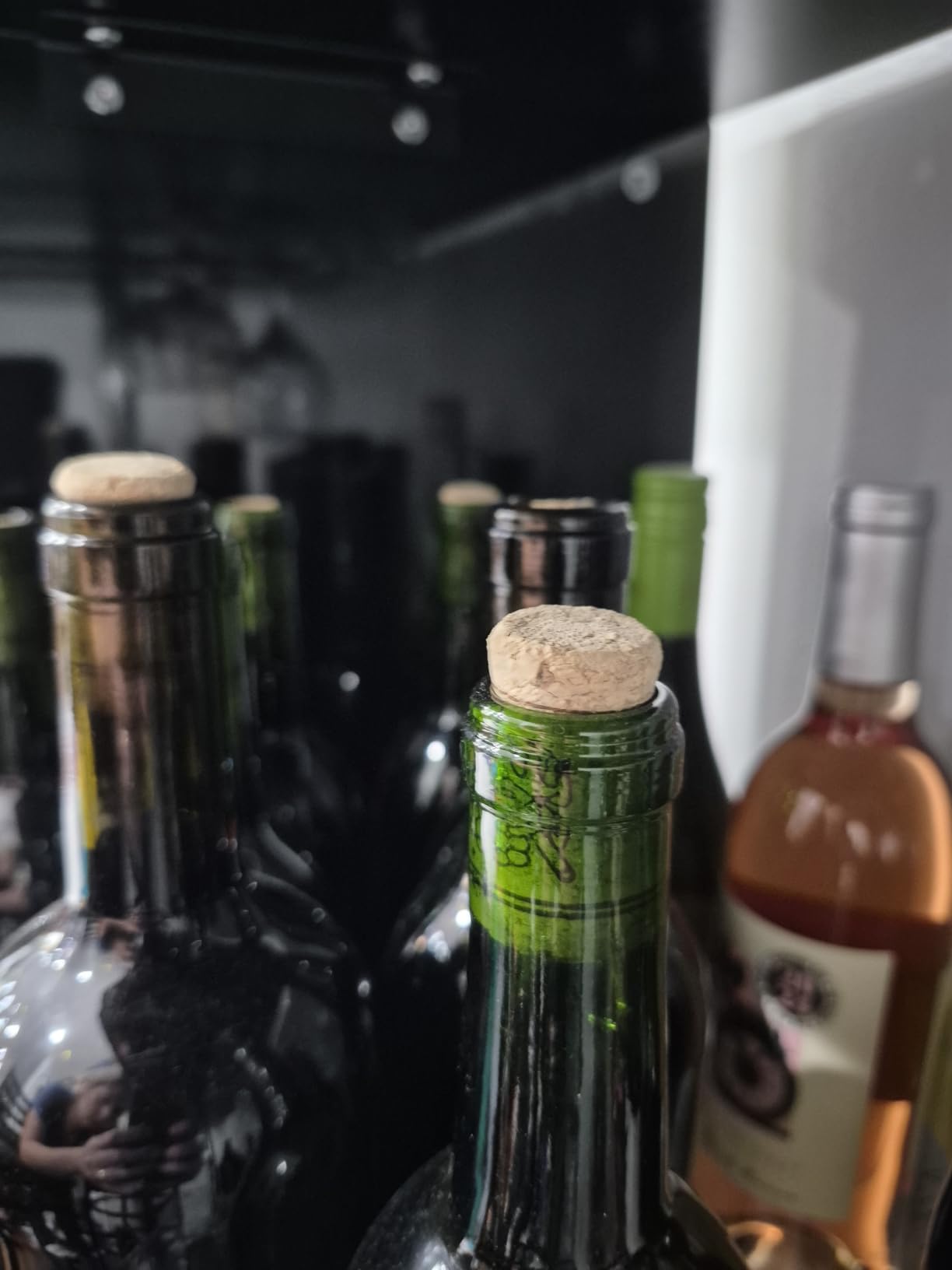 FastRack Double Lever Corker for Wine Bottles | Wine Bottle Corker with 20 Pcs Wine Corks | #8 Agglomerated corks Durable, Dual-Lever Design for Consistent Sealing | 14