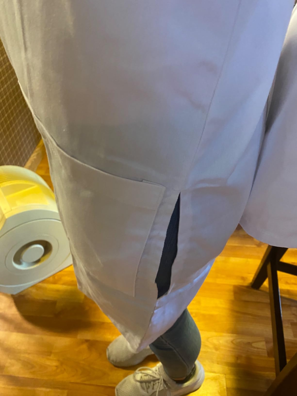 Magnus Care Professional Lab Coat for Women & Men, White Unisex Labcoat, Cotton Poly Medical Doctor Nurse Med Laboratory Coat customer photo 2