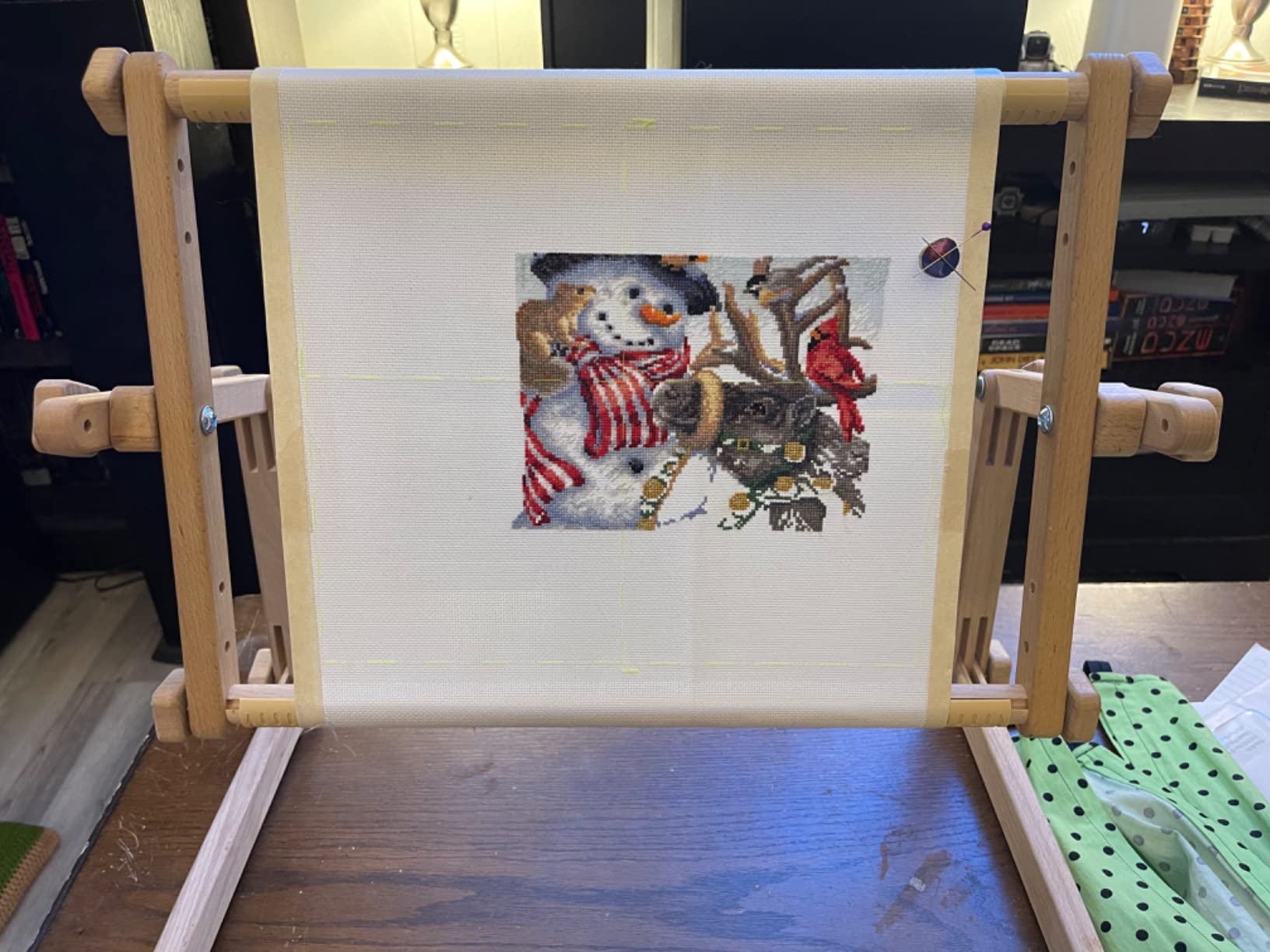 Needlework Table and Lap Hands-Free Stand with Adjustable Frame Made of Organic Beech Wood Tapestry Cross Stitch Embroidery Frame Holder (25x32 cm (9.8