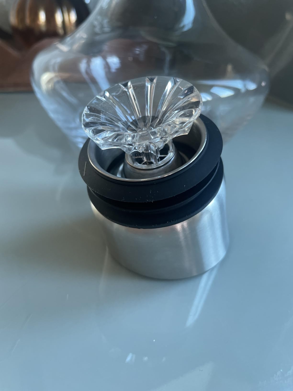 YouYah Iceberg Wine Decanter Set with Aerator Filter, Drying Stand and Cleaning Beads customer photo 1