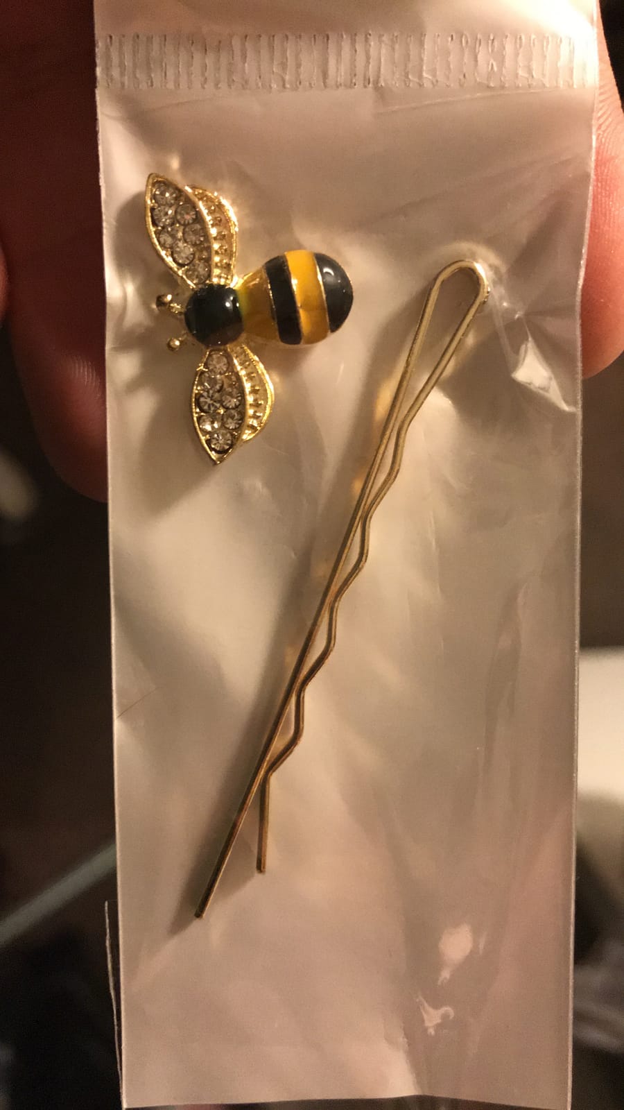 8Pcs Exquisite Alloy Crystal Bee Hairpin Side Clip Hair Accessories Honeybee Bobby Pins Wedding Party Bride Bridesmaid Hair Jewelry Accessories for Women Girls and Teen(2 Colors) customer photo 2