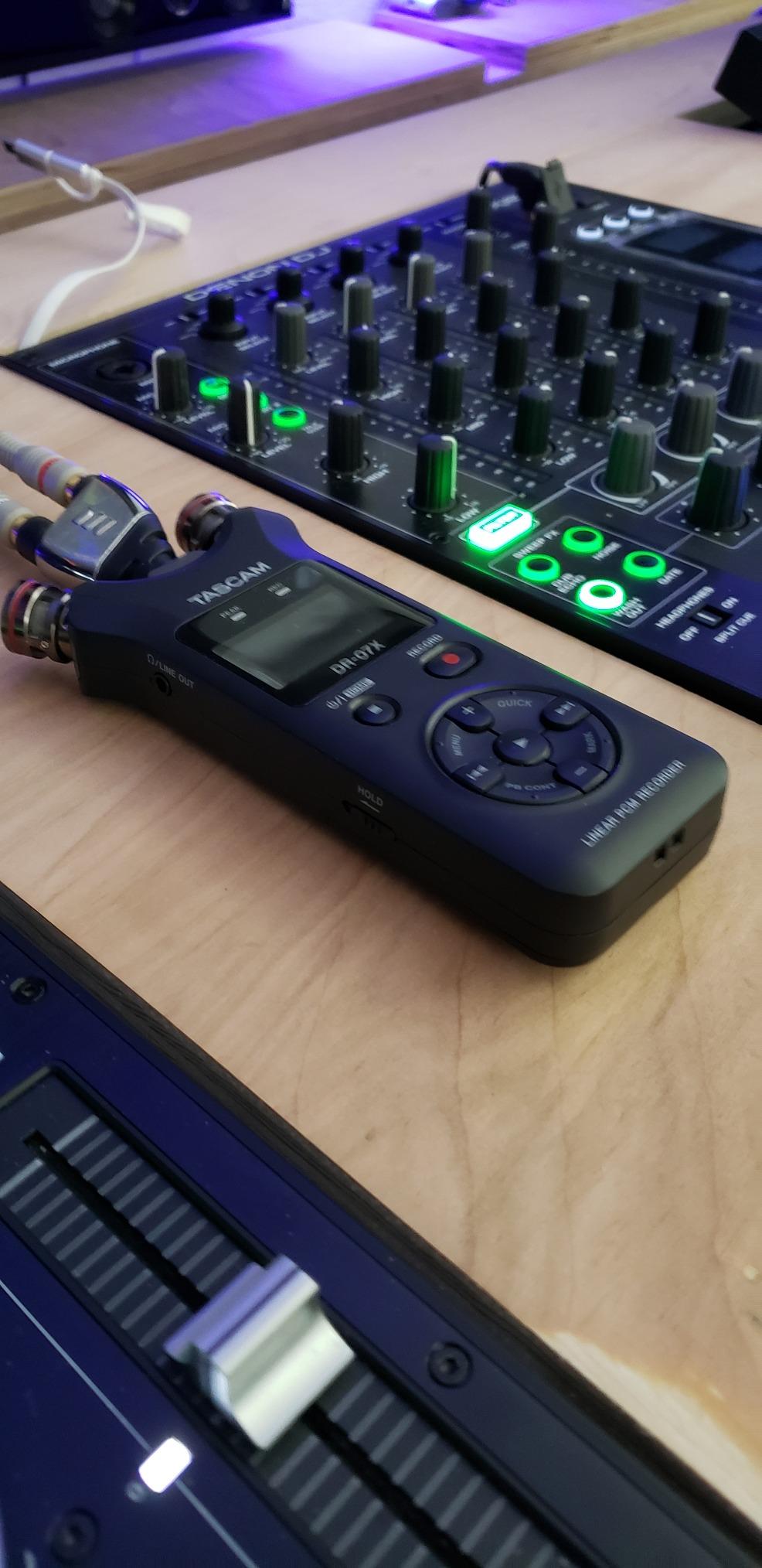 Tascam DR-07X Stereo Handheld Digital Audio Portable Recorder and USB Audio Interface, Pro Field, AV, Music, Dictation Recorder | Portable Recorder and USB Audio Interface, Pro Field, AV, Music, Dictation customer photo 1