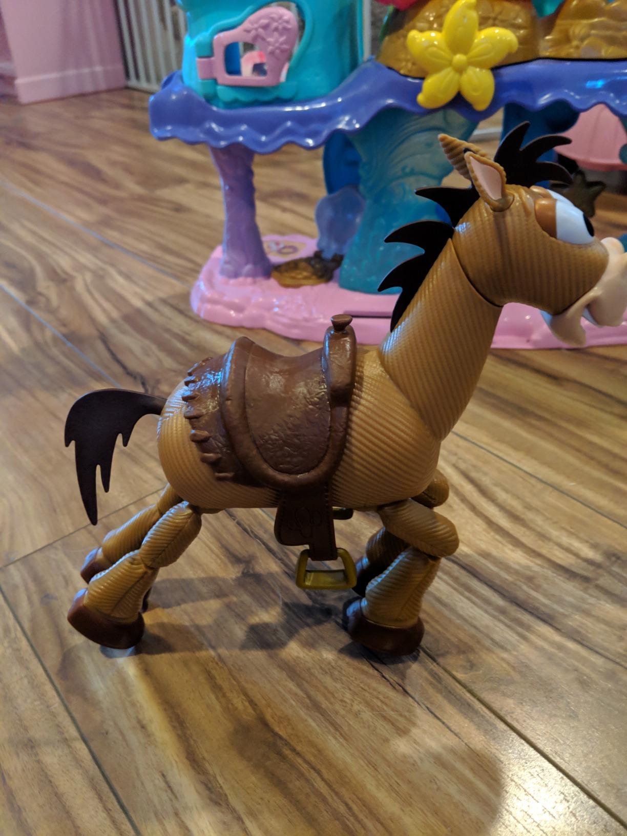 Mattel Disney and Pixar Toy Story Woody & Bullseye 2-Pack, Ages 3+ | Movie-inspired relative scale, Woody + Bullseye poseable figures, 2 pieces, no batteries needed, Ages 3+ (Amazon Exclusive) customer photo 1
