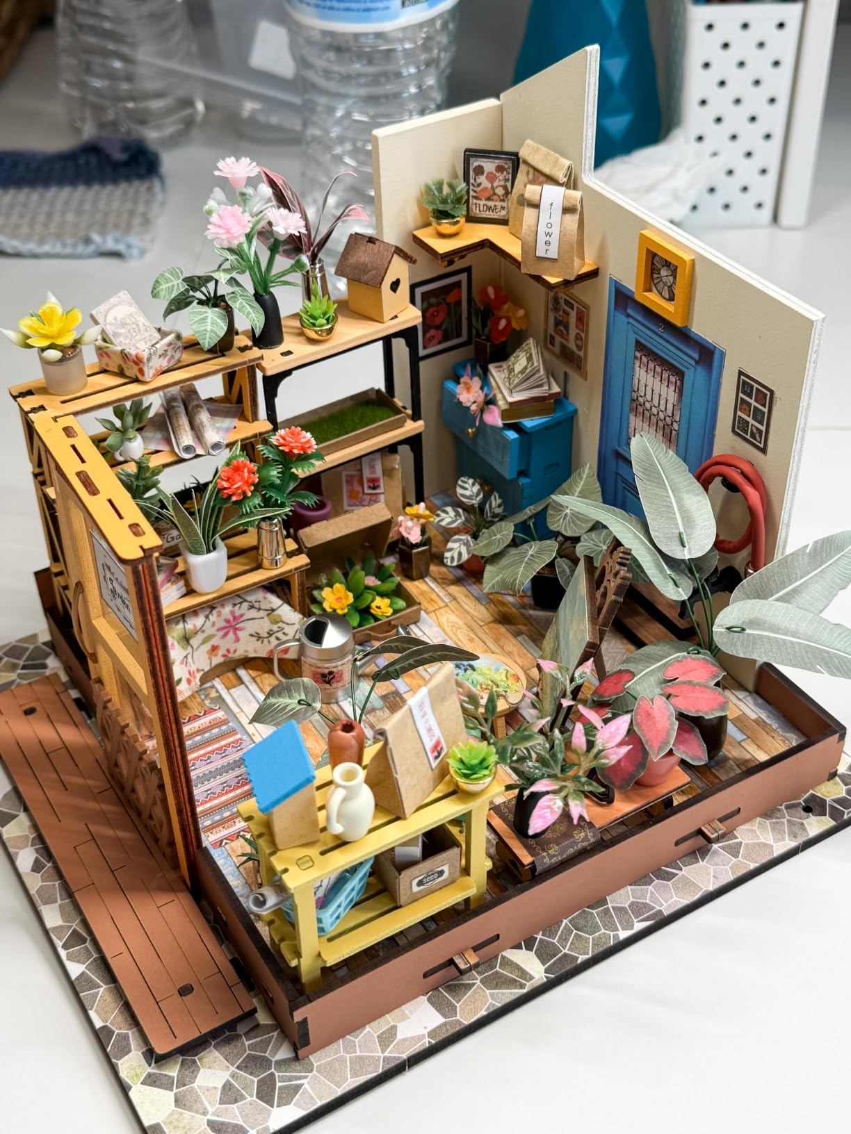 Rolife DIY Miniature Greenhouse Kits for Adults - Cathy's Flower House customer photo 2