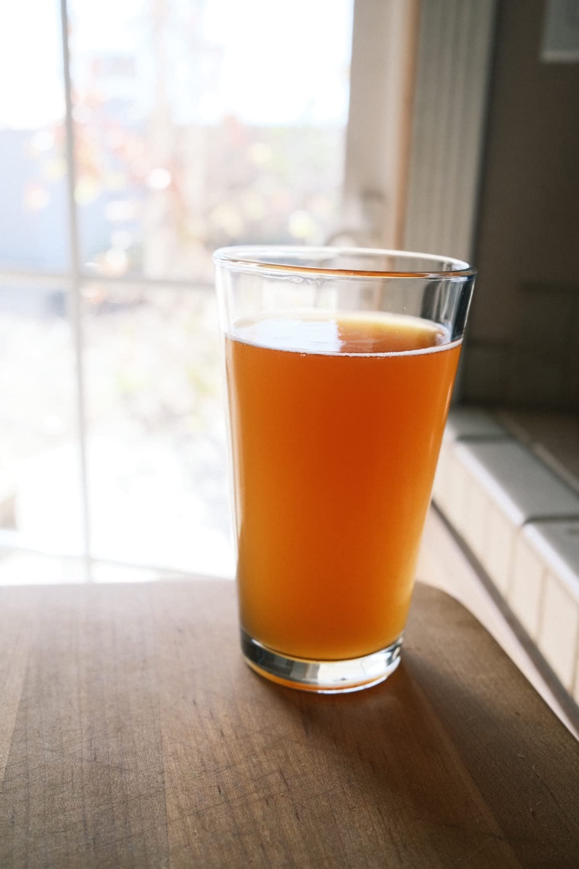 Northern Brewer - Brew. Share. Enjoy. HomeBrewing Starter Set, Equipment and Recipe for 5 Gallon Batches (Hank's Hefeweizen) customer photo 2
