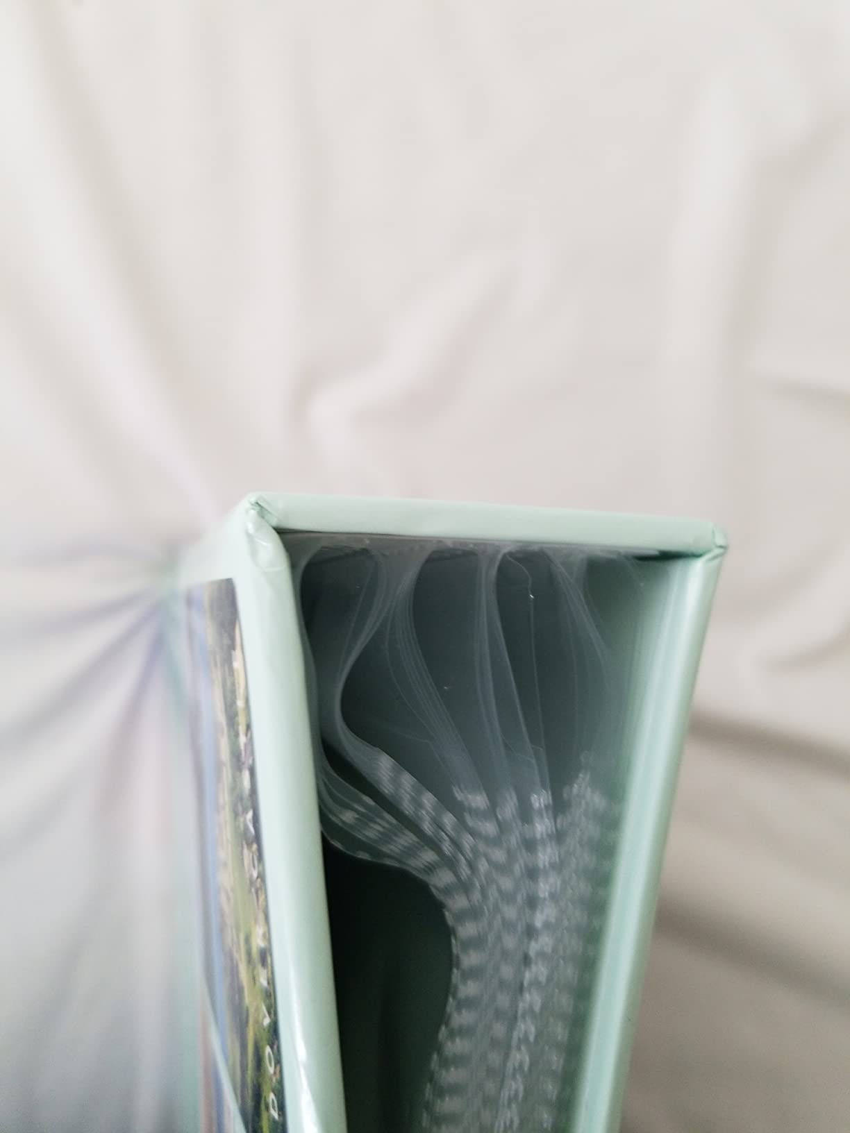 LIGHTHOUSE - Display Album for 100-200 Postcards - 50 Inbound Sheets made from Acid-Free Polypropylene to hold up to 4 Postcards Each 6
