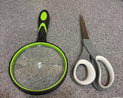 Large Magnifying Glass 5X Handheld Reading Magnifier for Seniors & Kids - 100MM 4INCHES Real Glass Magnifying Lens for Book Newspaper Reading, Insect and Hobby Observation, Classroom Science (GREEN) customer photo 1