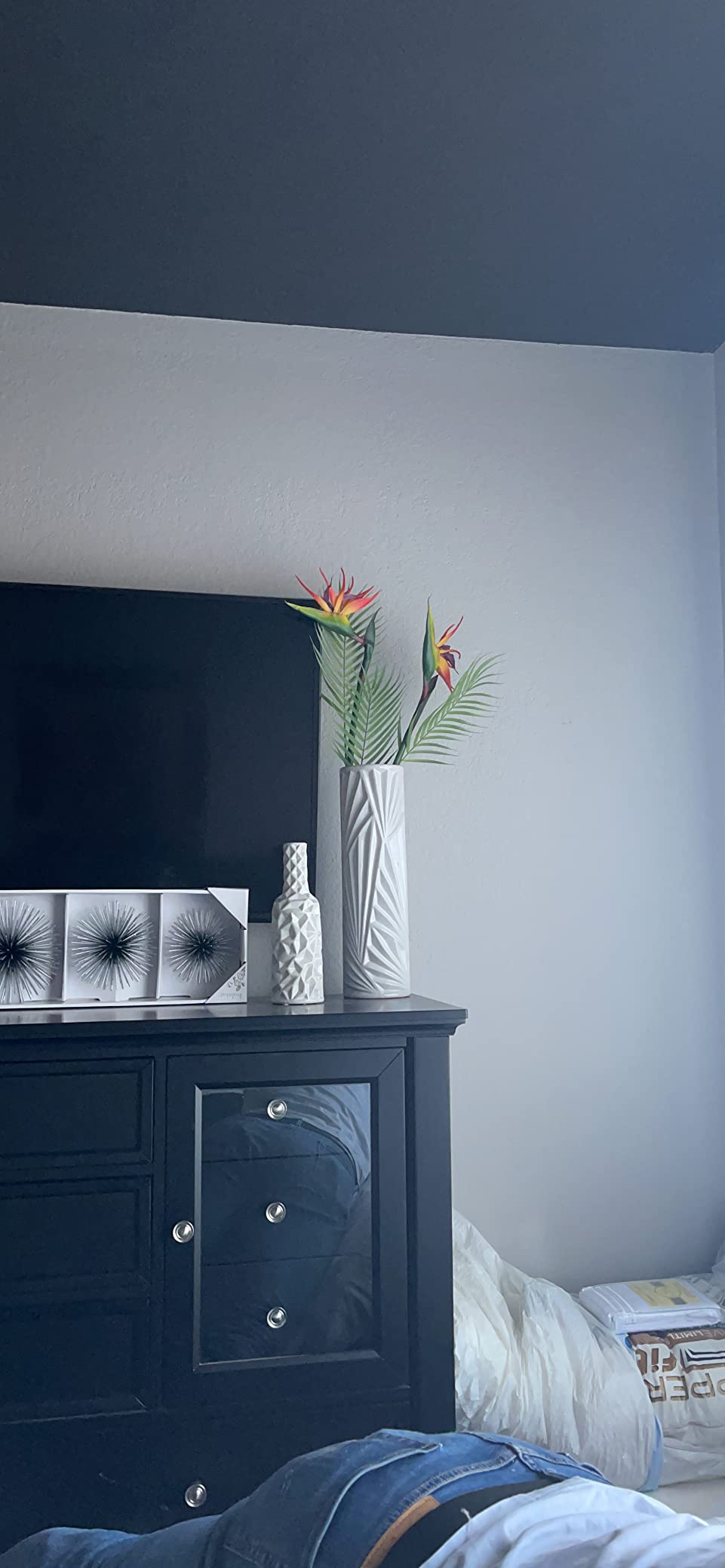 Large Bird of Paradise 32 Inch Permanent Flower, UV Resistant No Fade Flower Part is Made of Soft Rubber PU, Artificial Flower Plants for Home Office 2 Pcs (Orange red) customer photo 1