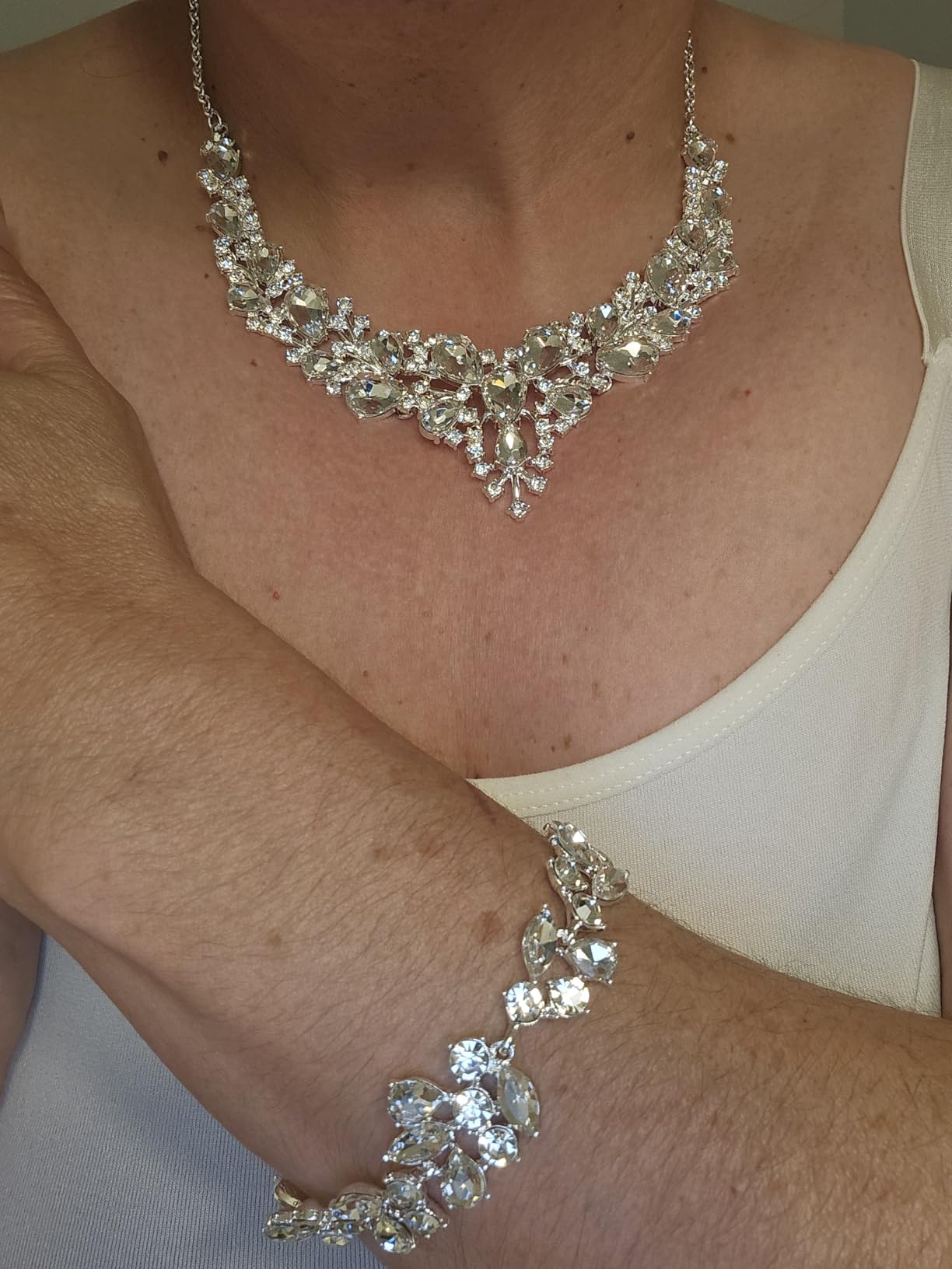 LOYALLOOK Teardrop Cluster Rhinestone Crystal Bridal Jewelry Set for Women | Statement Choker Necklace Teardrop Dangle Earrings Crystal Bracelets Sets for Bridesmaid Wedding Party Prom customer photo 1
