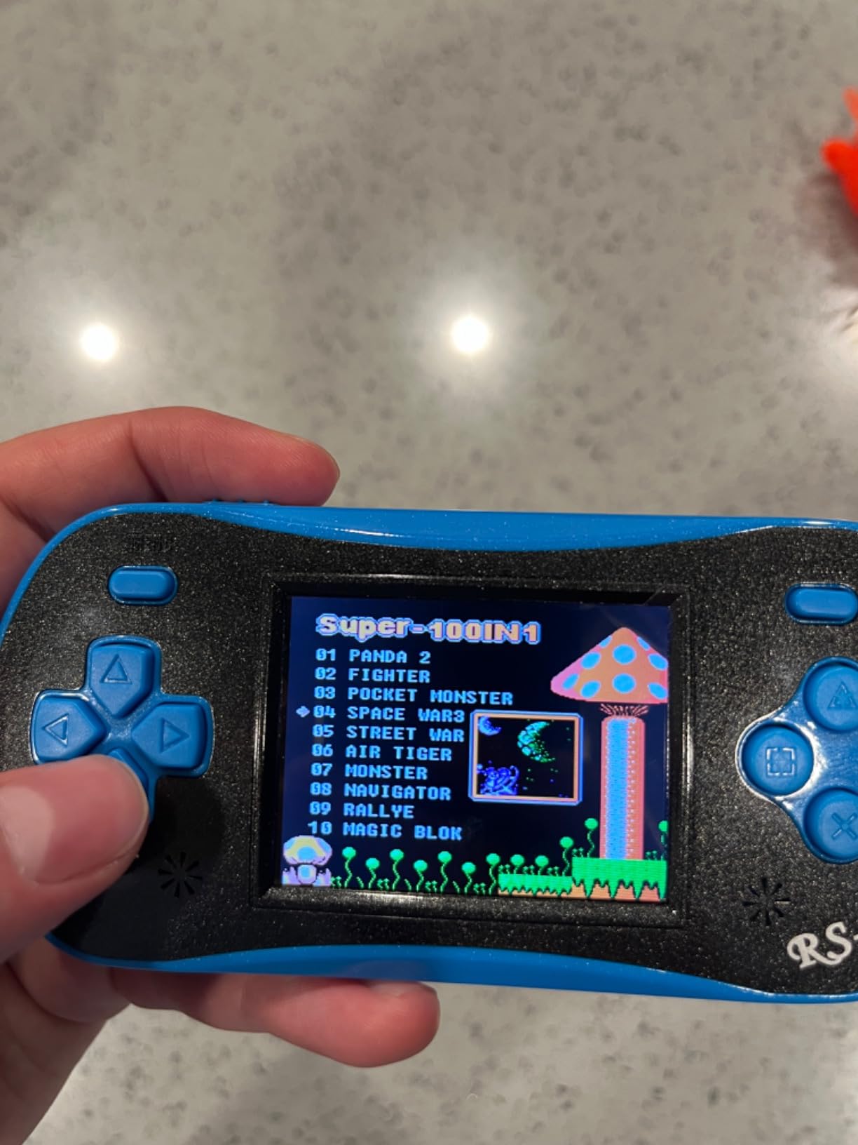 Handheld Game for Kids - FAMILY POCKET RS16 Portable Classic Controller 260 Game 2.5 inch LCD Retro Arcade Video Game System Children's Birthday Gift (Blue) customer photo 1