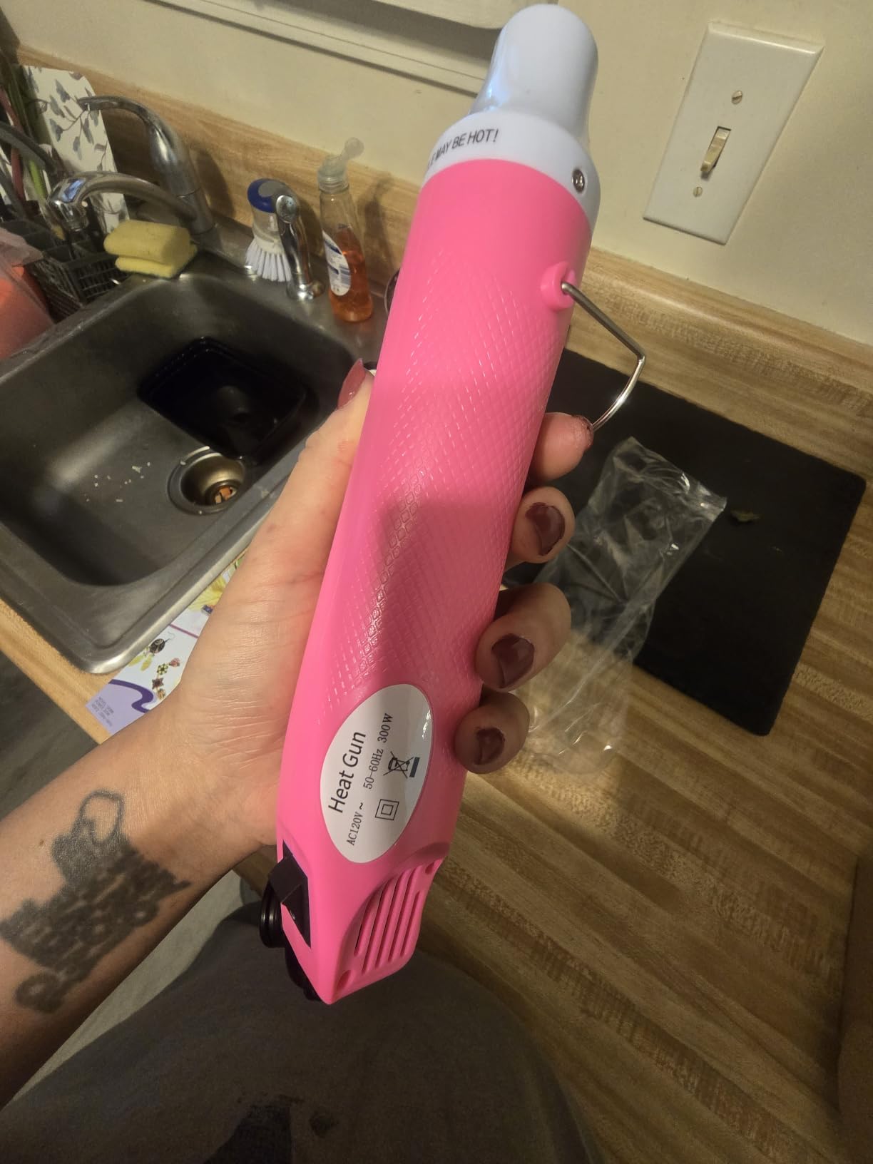 Bubble Removing Tool for Epoxy Resin and Acrylic Art, DIY Glitter Tumblers, Specially-Designed Heat Gun for Making Acrylic Resin Travel Mugs Tumblers to Remove Air Bubbles (Pink) customer photo 2