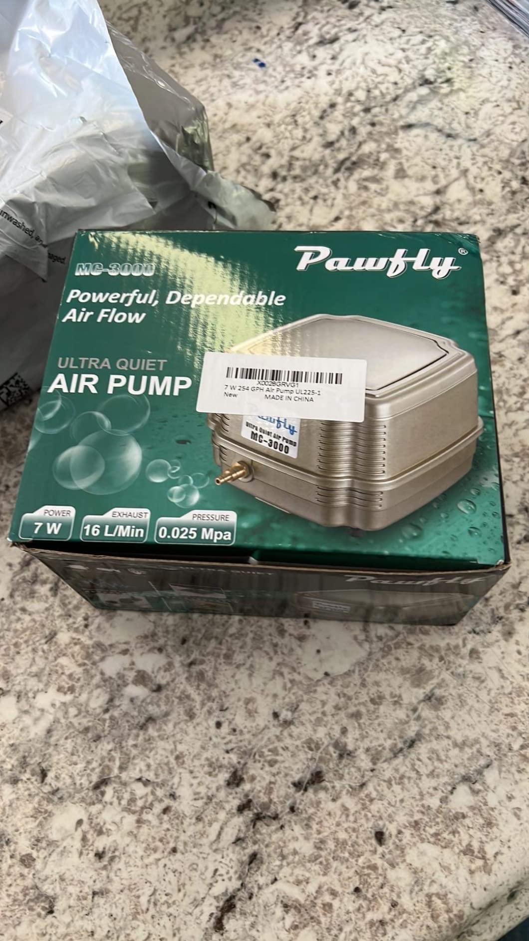 Pawfly 254 GPH Aquarium Air Pump Adjustable Quiet Oxygen Aerator Pump with Multi-Port Air Flow Control Lever Valve Splitter and Airline Tubing for Fish Tanks Ponds and DWC Systems Up to 300 Gallons customer photo 2