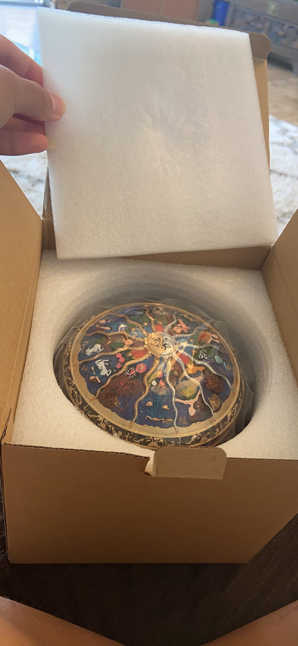 Briskfeel Vintage Music Box with Constellations Rotating Goddess LED Lights Twinkling Resin Carved Mechanism Musical Box with Sankyo 18-Note Wind Up Signs of The Zodiac Gift for Birthday (Upgraded) customer photo 2