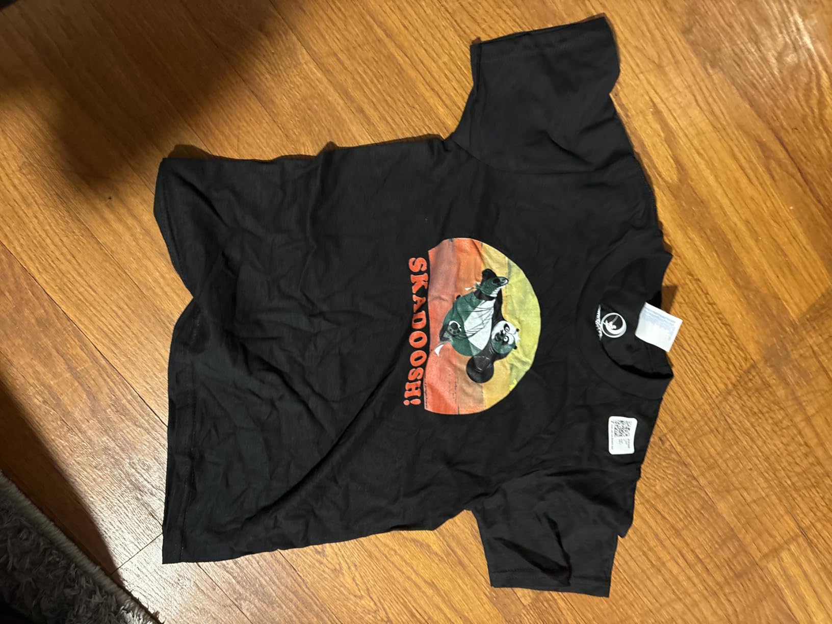 Kung Fu Panda Skadoosh! Retro Circle Portrait T-Shirt customer photo 1