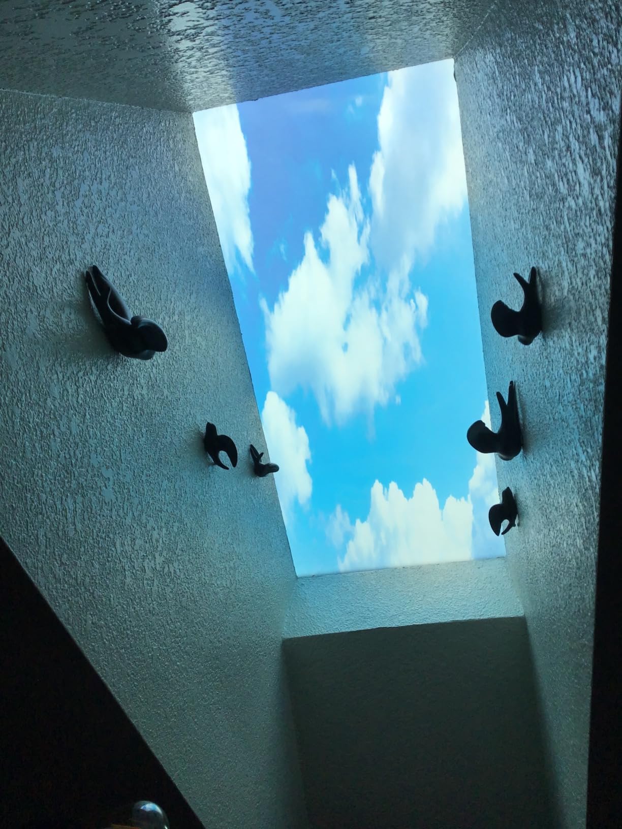 Pair Ceramic Birds Sparrows Swallows Dove White Wall Mounted Decor Hanging for Bathroom Livingroom Garden Wall Sculptures, Small customer photo 2