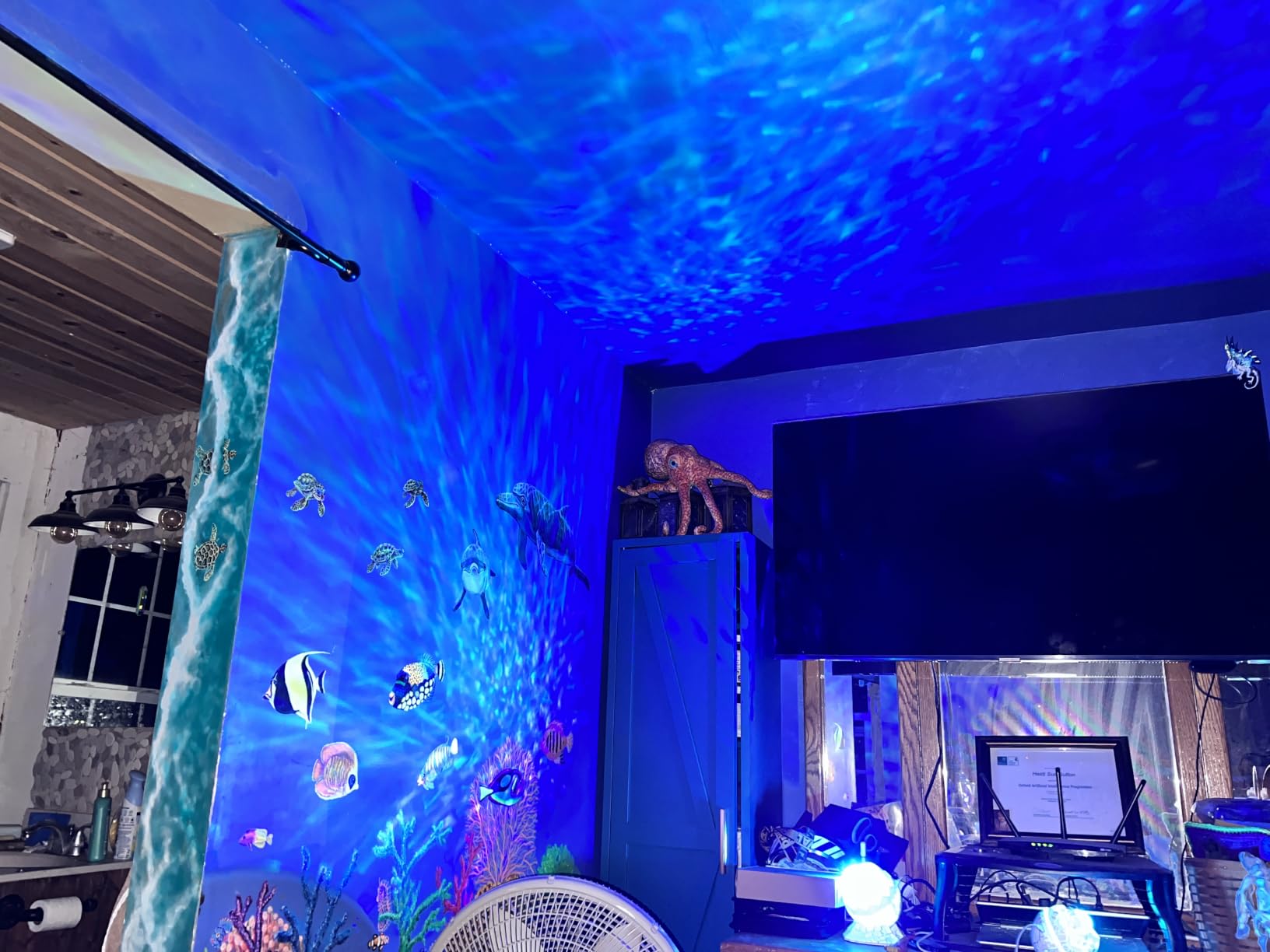 ERDAO Realistic Octopus Plush,Giant Stuffed Marine Animals Toy Gifts for Kids (21.6 inch) customer photo 2