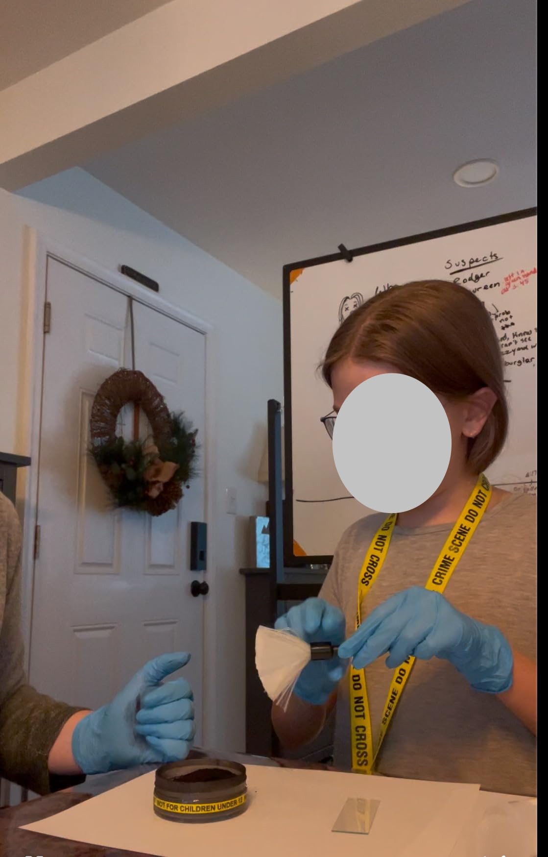 Crime Scene Forensic Science Kit: Solve The Missy Hammond Murder customer photo 1
