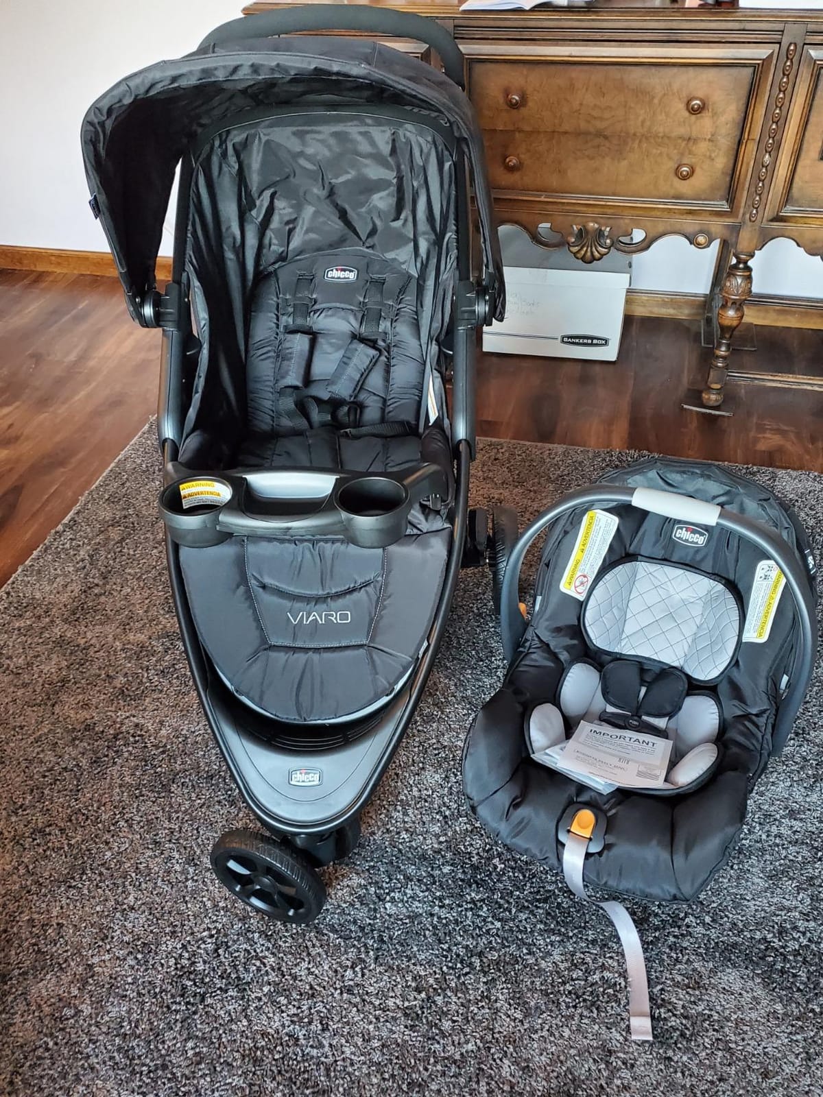 Chicco Viaro Travel System, Viaro Quick-Fold Stroller with KeyFit 30 Infant Car Seat and Base, Black/Black customer photo 1