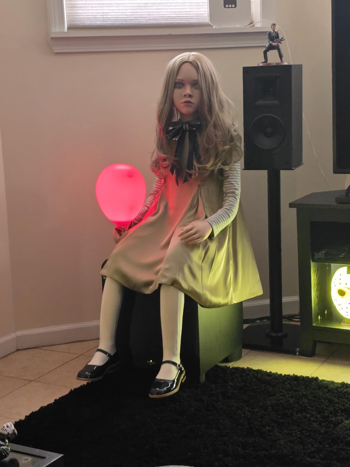 Paladone Pennywise Officially Licensed Red Balloon Lamp Horror Movie IT Fan Decor - Moody and Halloween Classic Accent Lamp customer photo 1