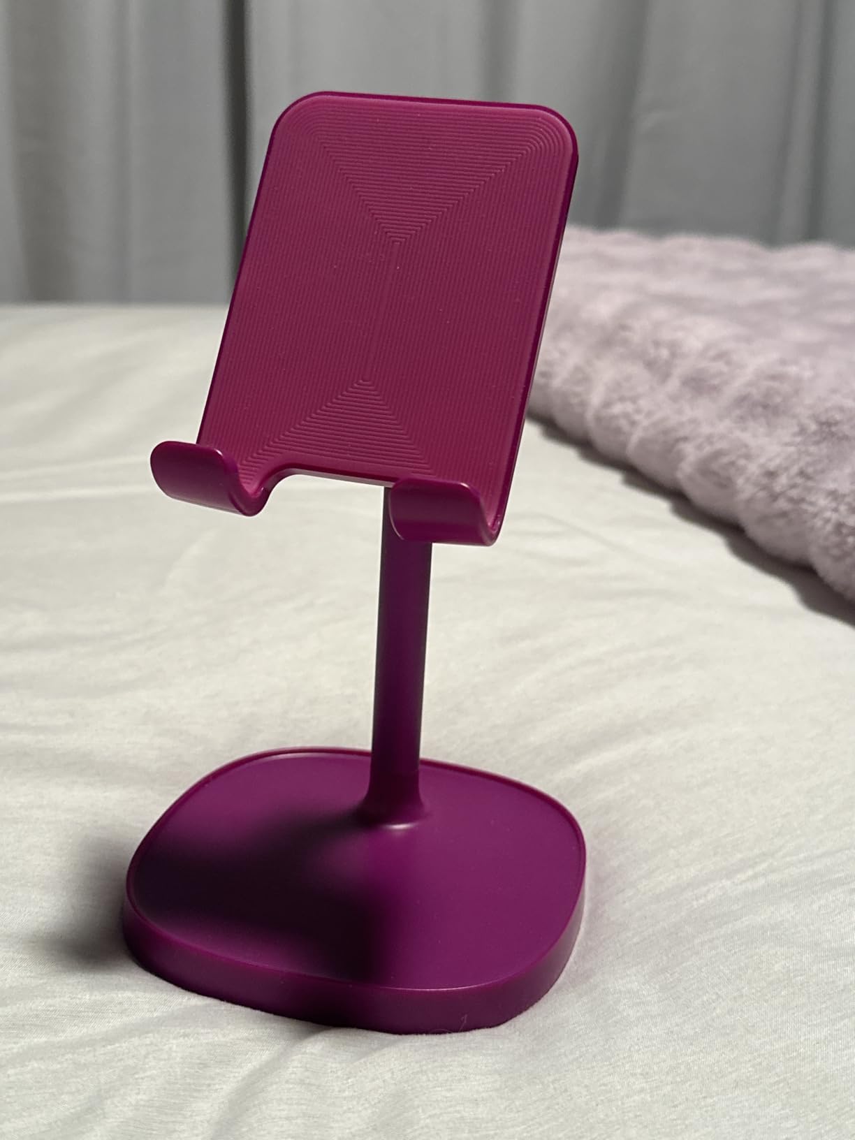 LISEN Cell Phone Stand Phone Holder for Desk, Gaming for Nintendo Switch | Office Desk Accessories for Women, iPhone Stand, Gadgets for Men Gifts, Office Decor, OtterBox Case, Switch, iPad, 4-10 in customer photo 1