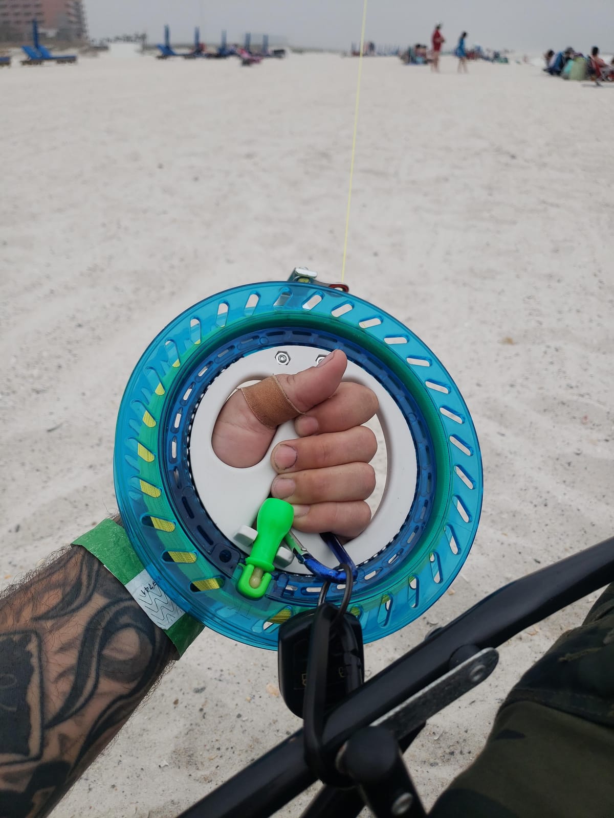 HENGDA KITE Professional Outdoor Kite Line Winder Winding Reel Grip Wheel with Flying Line String Flying Tools with Lock,Kite String Spool customer photo 2