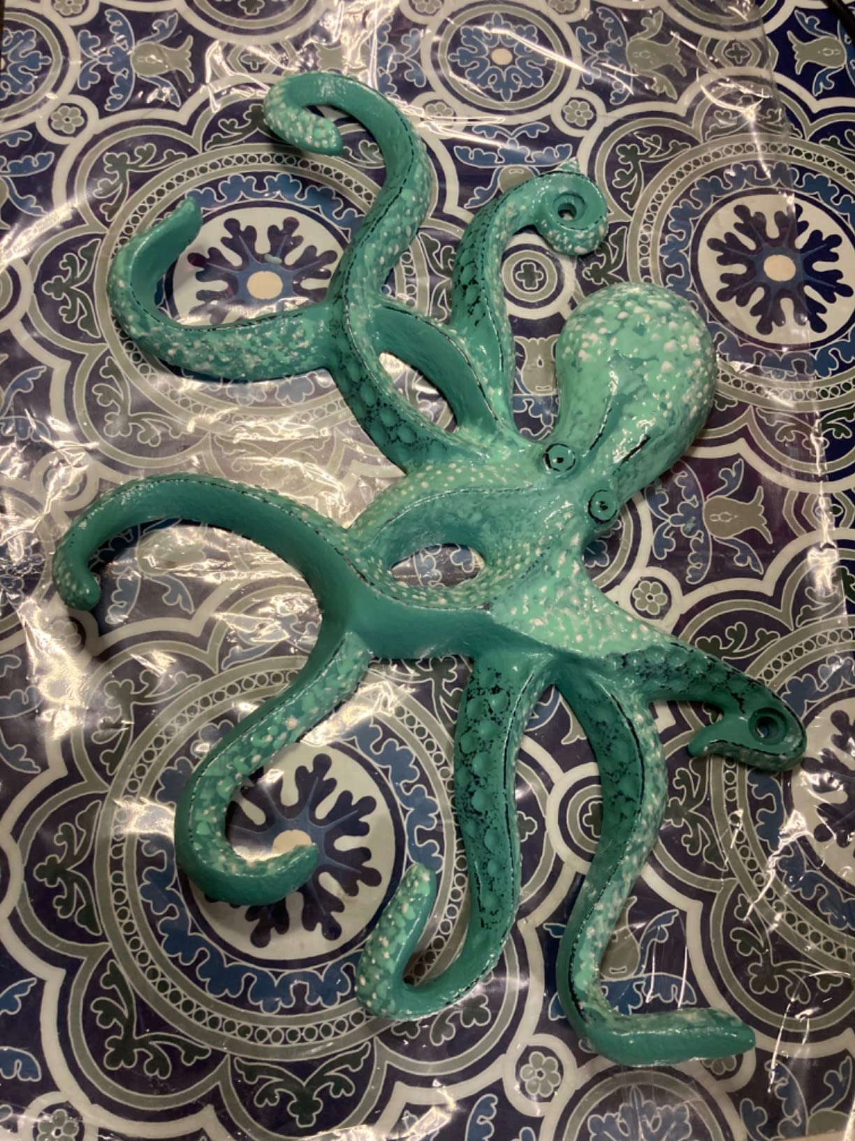 Octopus Keys Hook, Decorative Wall Mounted Nautical Wall Rack, Antique Key Holder Hook, Cast Aluminum Hanger for Coat, Hand Towel, Bathrobe, Jacket, Swimming, Kitchen & Balcony (Distressed Green) customer photo 2