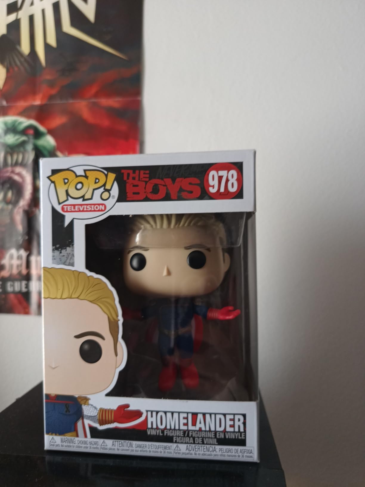 Funko POP! Television: The Boys - Homelander Levitating customer photo 2