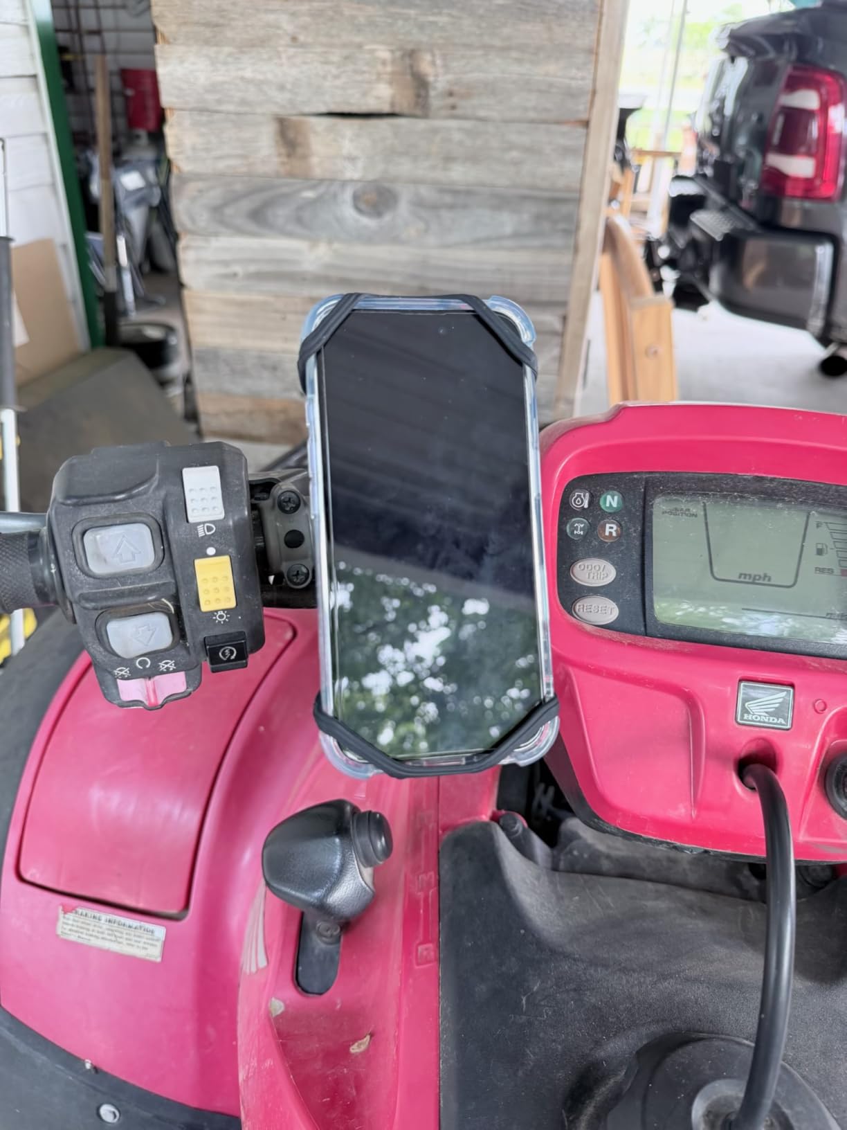 Upgraded 2026 Bicycle & Motorcycle Phone Mount - The Most Secure & Reliable Bike Phone Holder customer photo 2