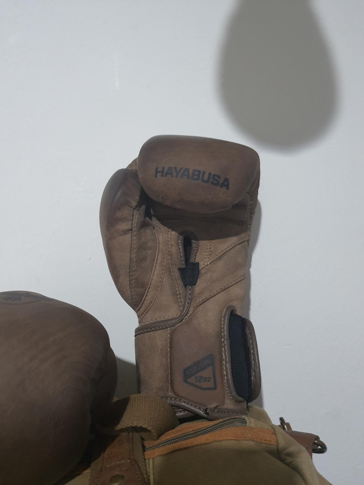 Hayabusa T3 LX Leather Boxing Gloves | Leather Boxing Gloves, Training Gloves Men and Women, Sparring Gloves, Heavy Bag Gloves, 16oz Boxing Gloves, Muay Thai Gloves customer photo 1