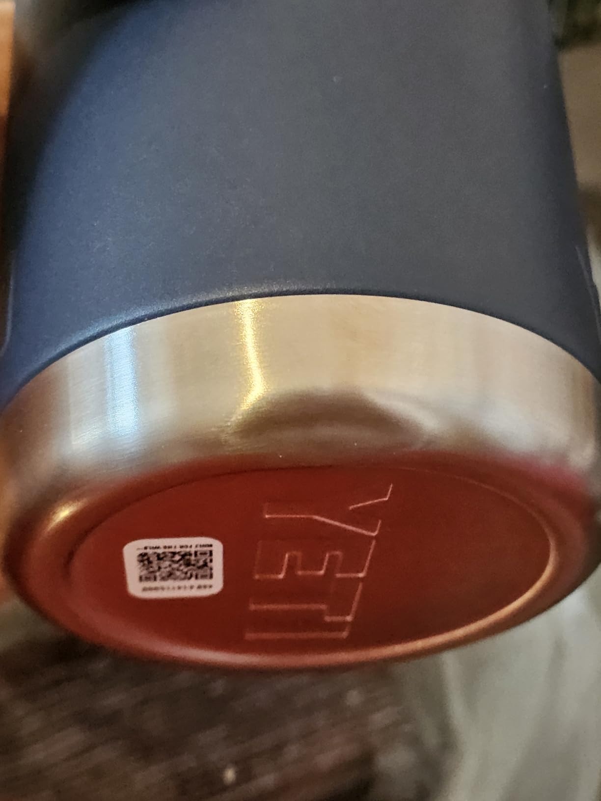 YETI Rambler 26 oz Bottle, Vacuum Insulated, Stainless Steel with Chug Cap, Black customer photo 1