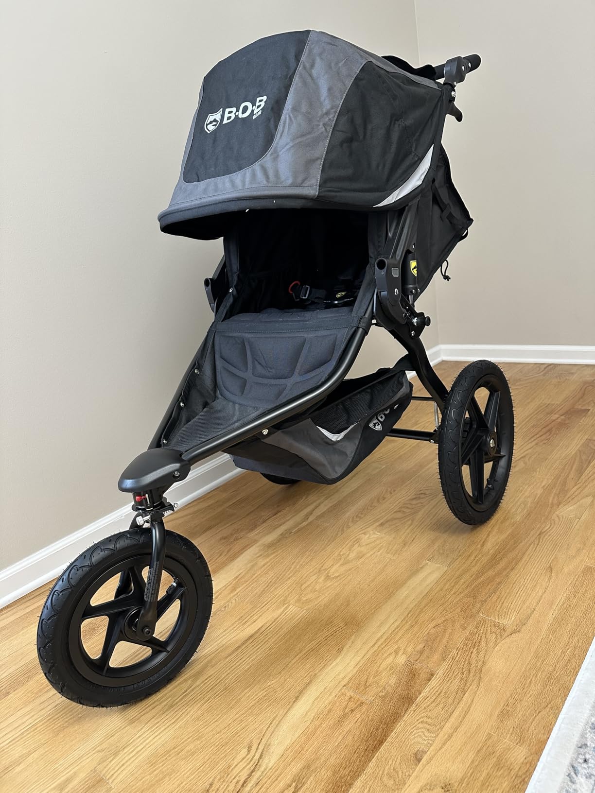 BOB Gear Revolution Flex 3.0 Duallie Jogging Stroller — Graphite Black customer photo 2